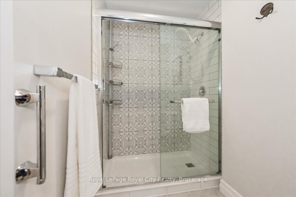 19 Stumpf Street 103 Property Photo 22