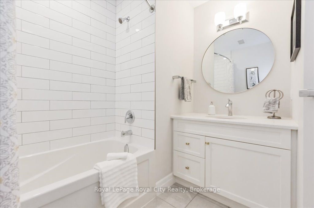 19 Stumpf Street 103 Property Photo 27
