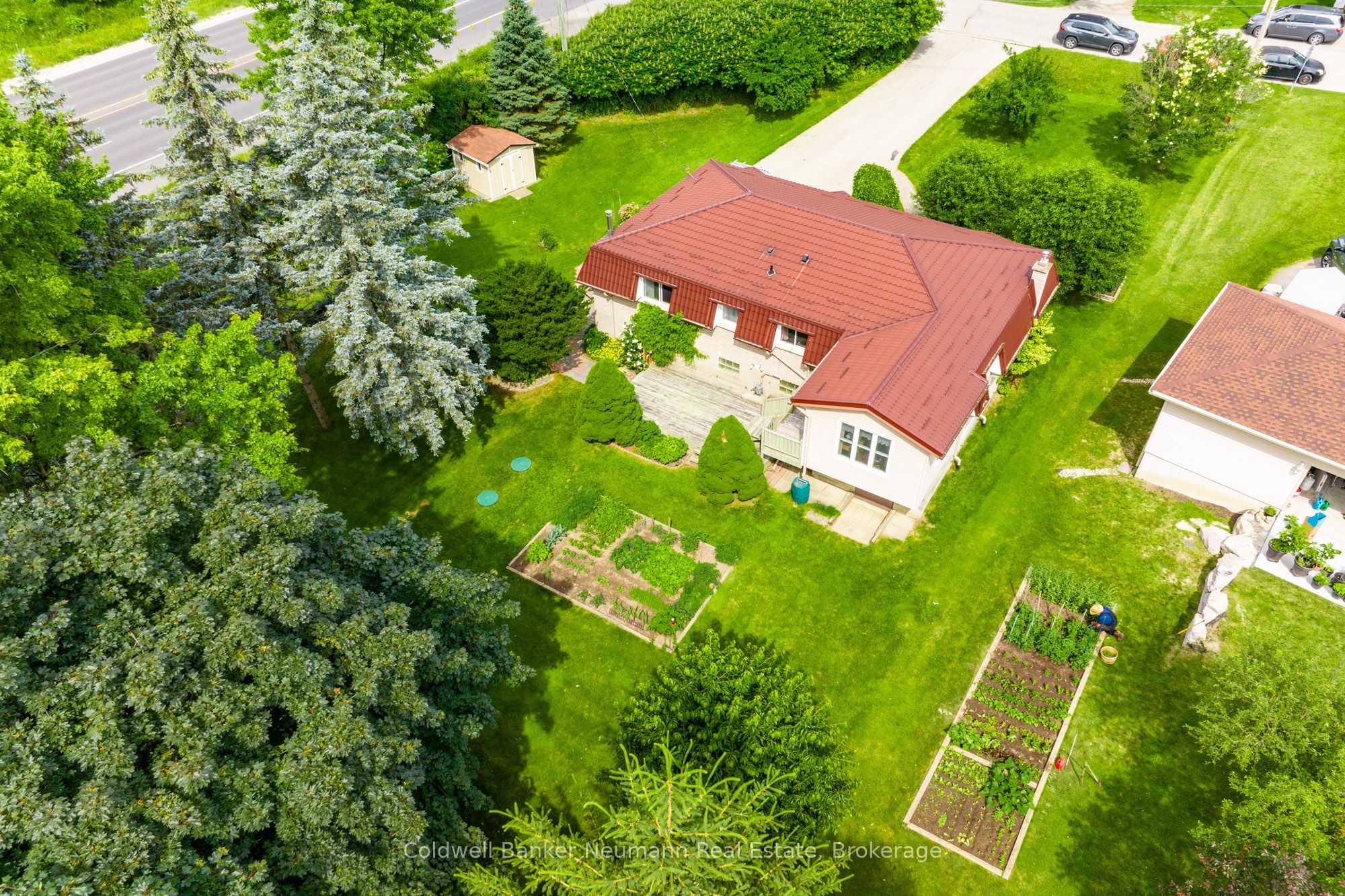 2 HAMILTON Drive Property Photo 1