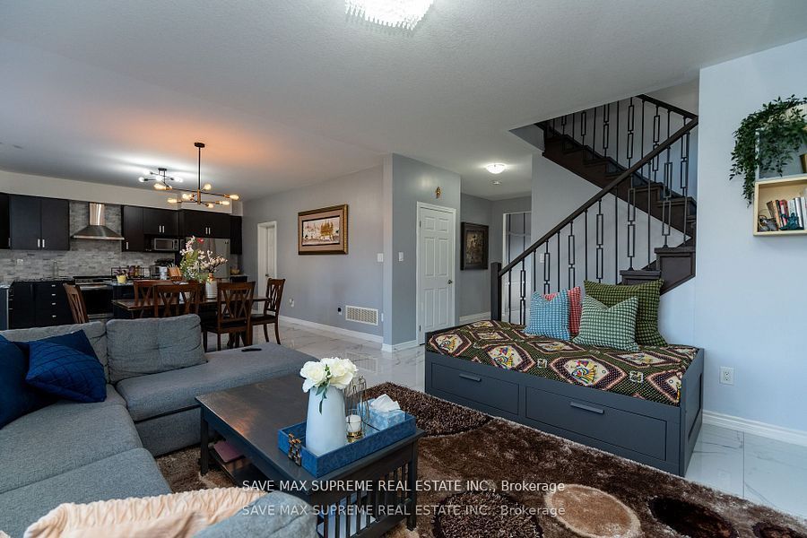 32 Sleeth Street Property Photo 8