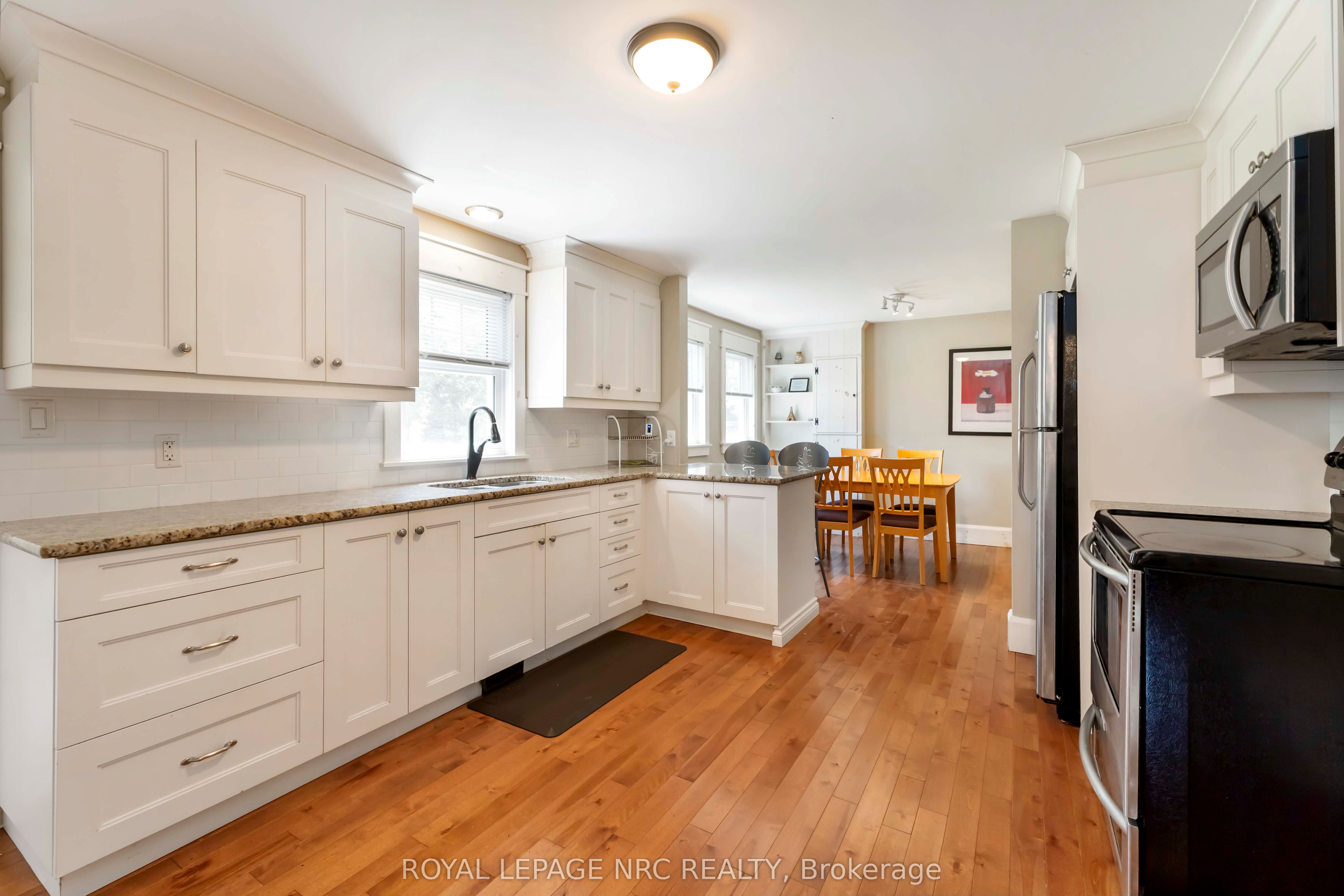 3242 Riselay Avenue Property Photo 2