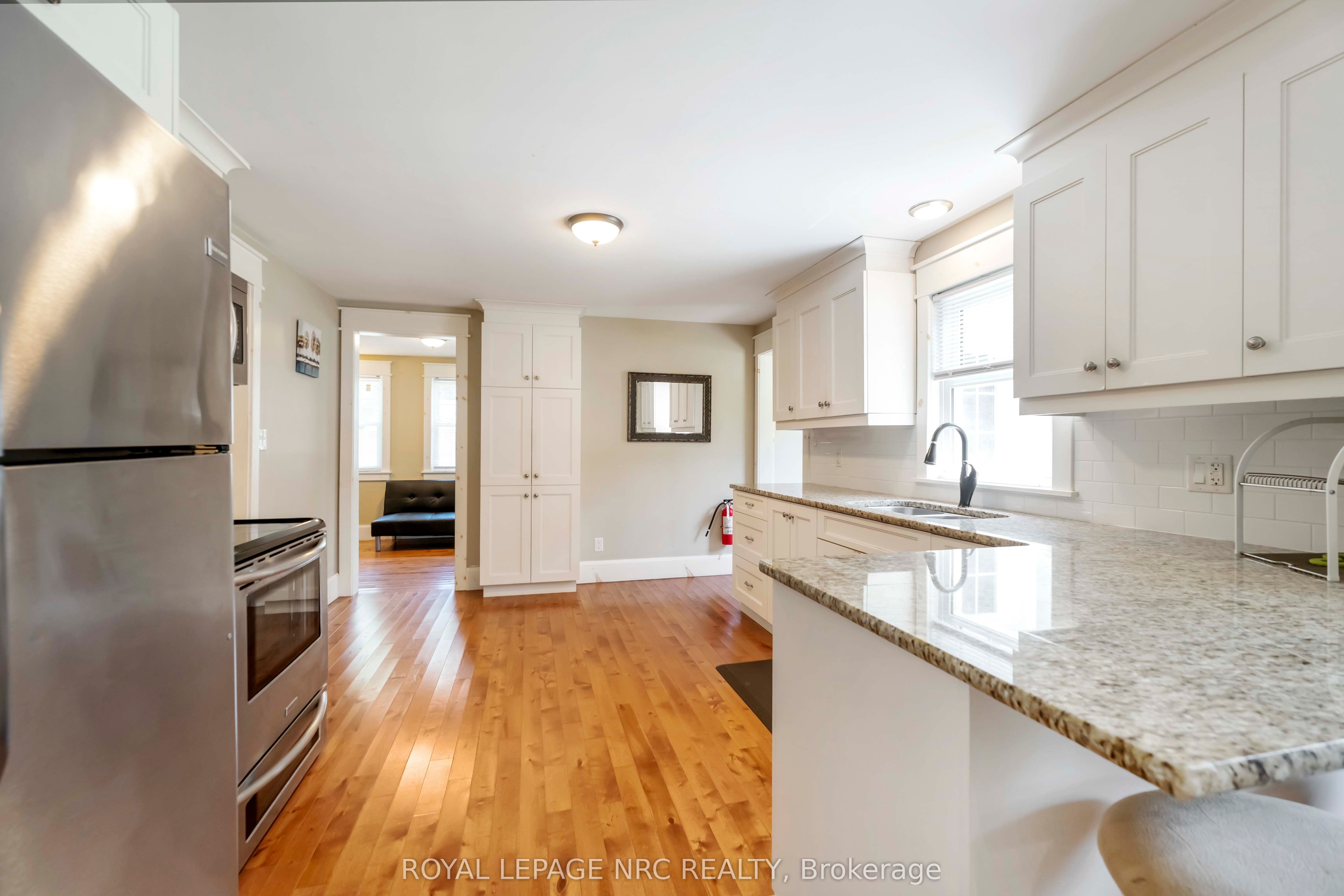 3242 Riselay Avenue Property Photo 3