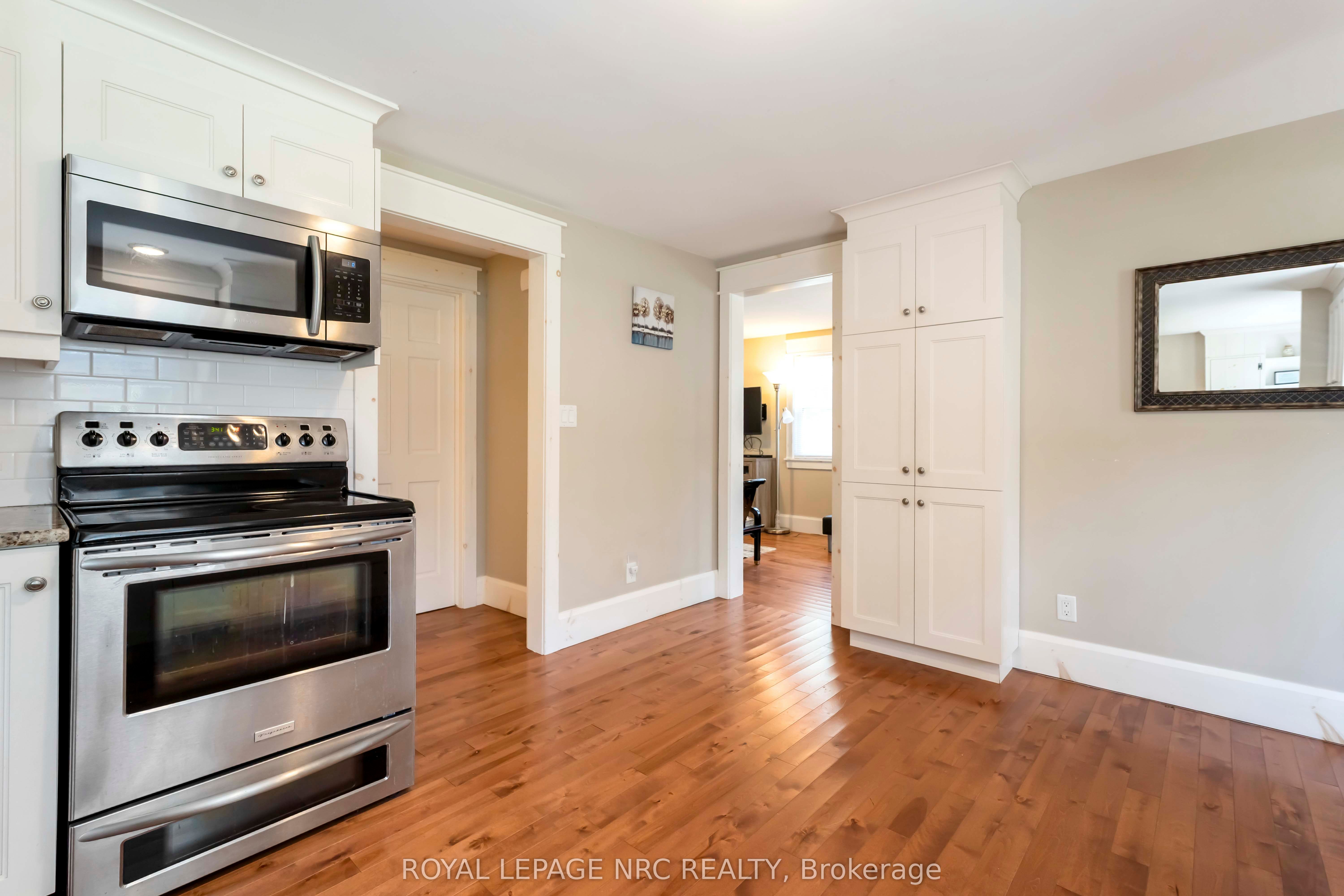 3242 Riselay Avenue Property Photo 4