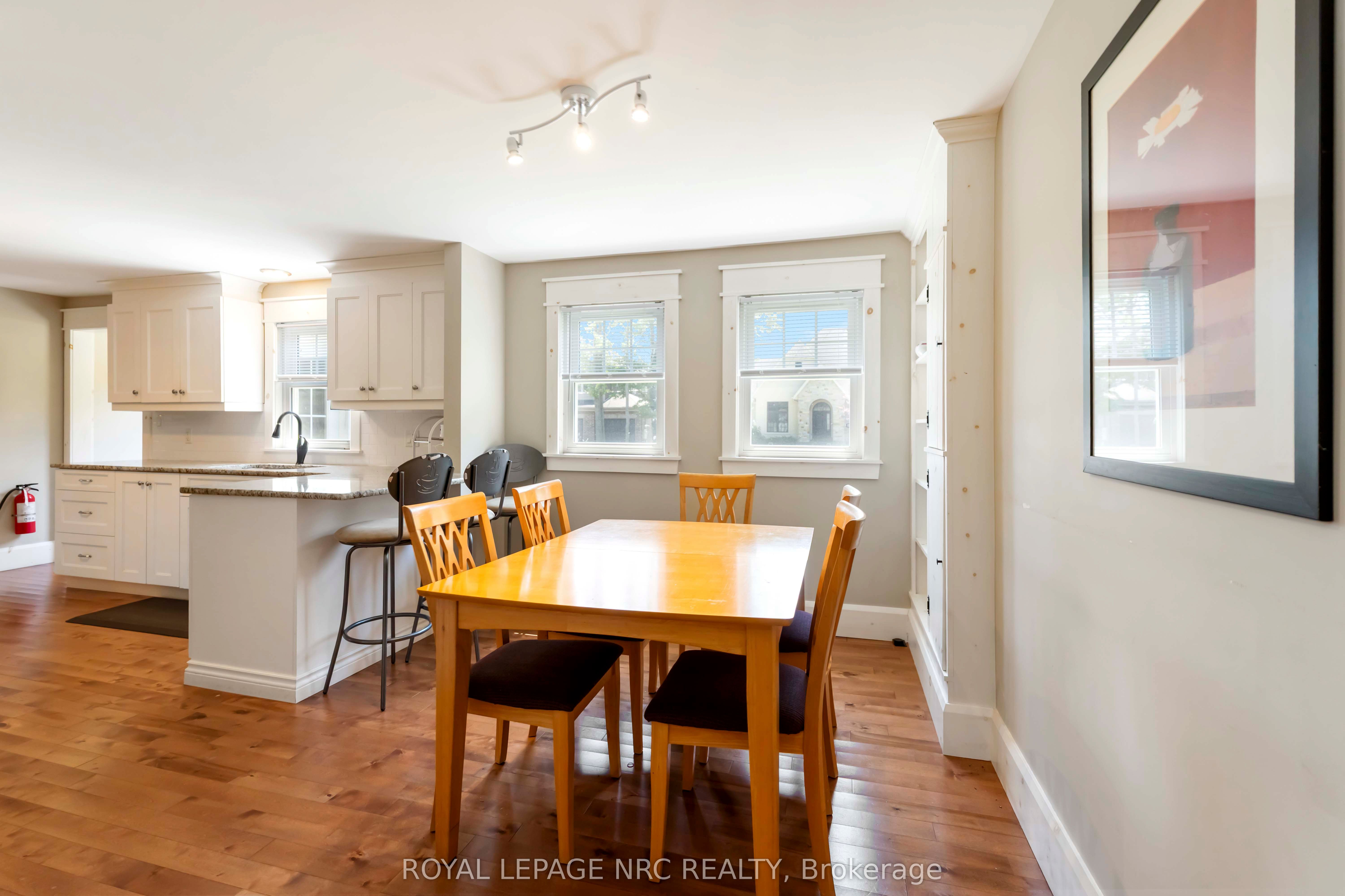 3242 Riselay Avenue Property Photo 5