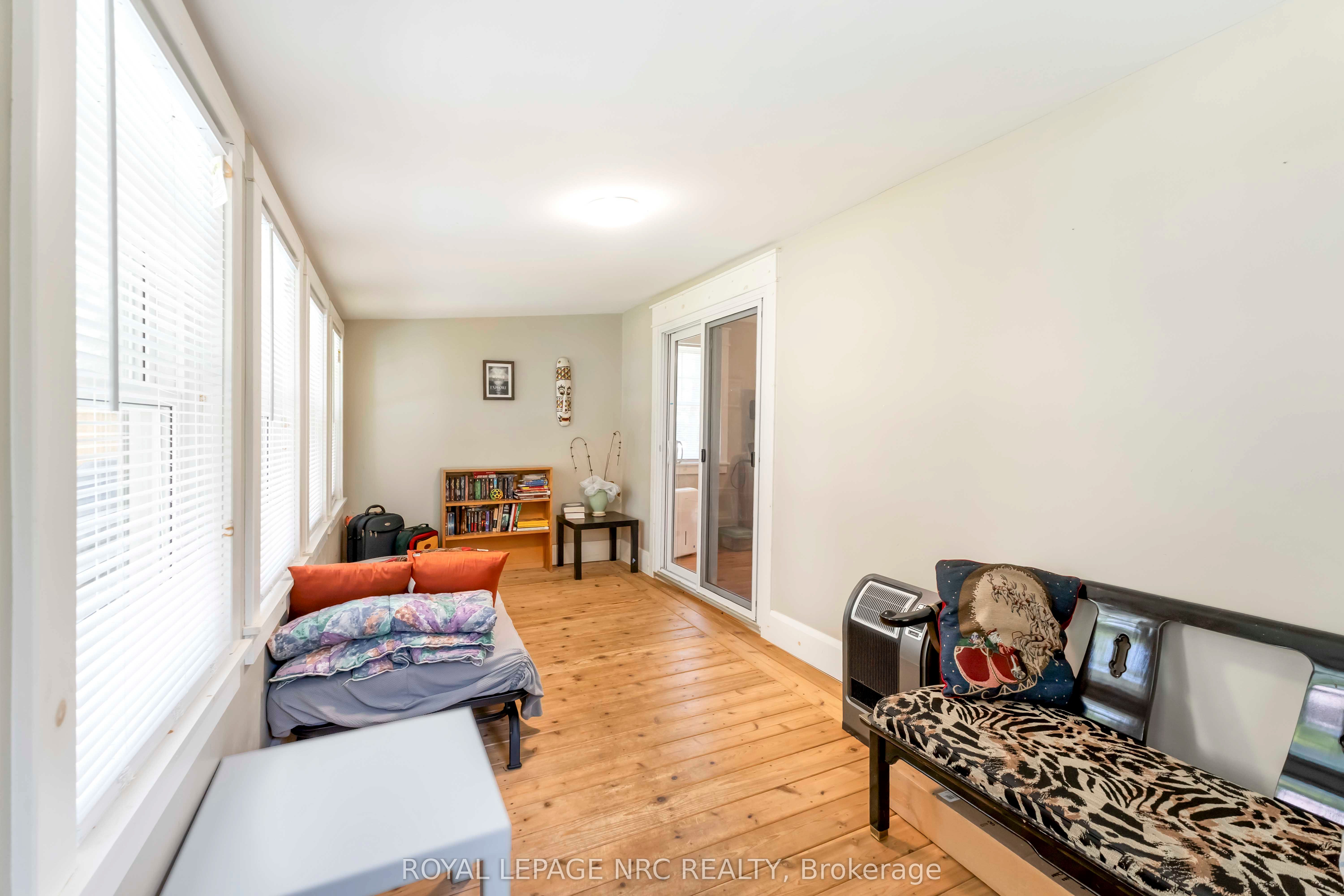 3242 Riselay Avenue Property Photo 9