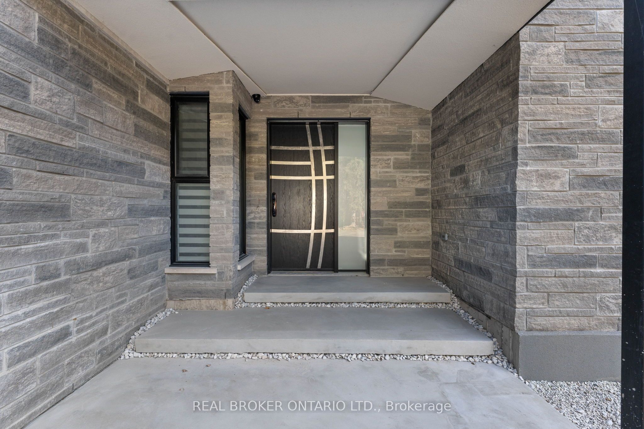 6 Campbell Farm Road Property Photo 3