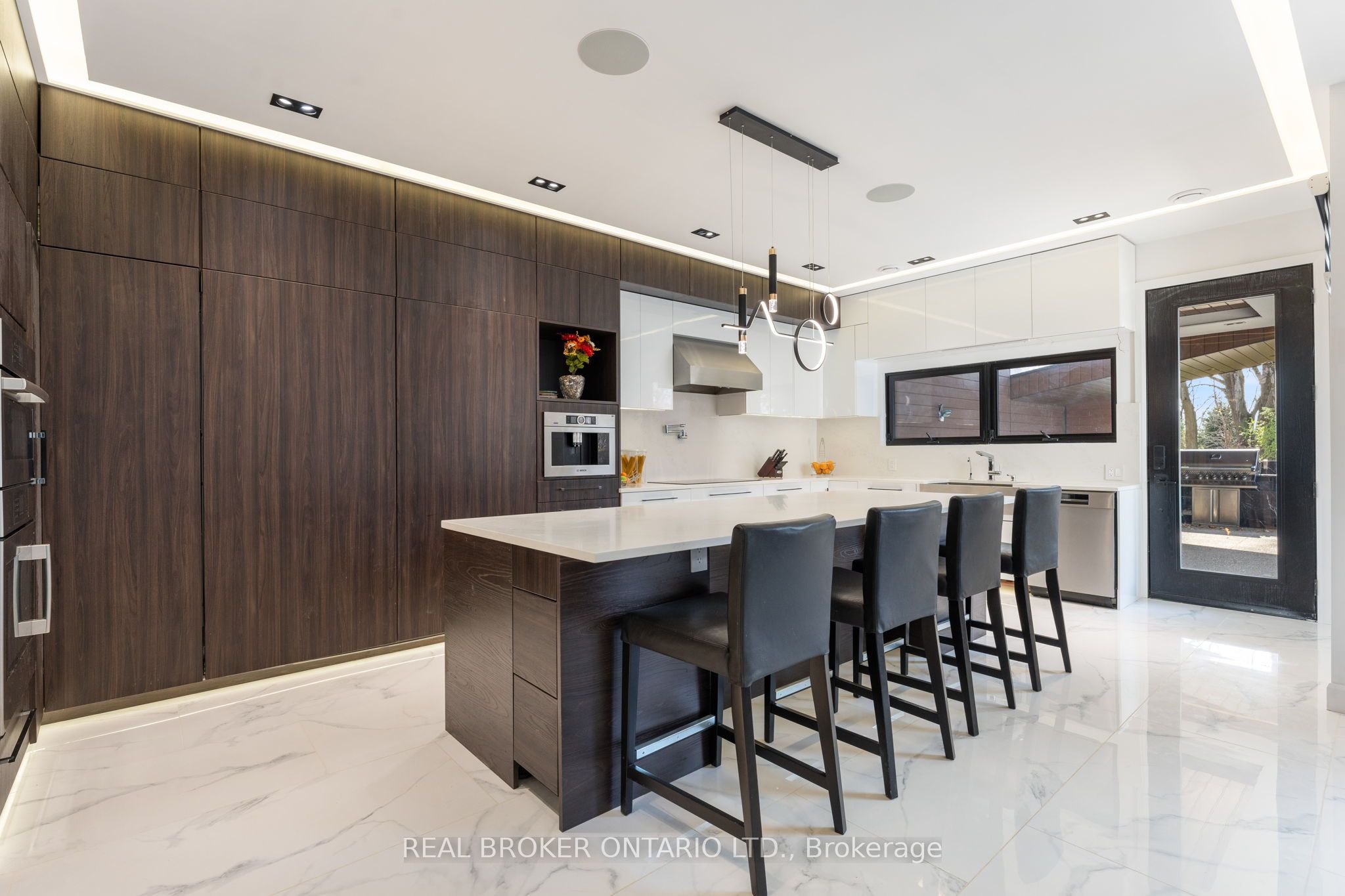 6 Campbell Farm Road Property Photo 11