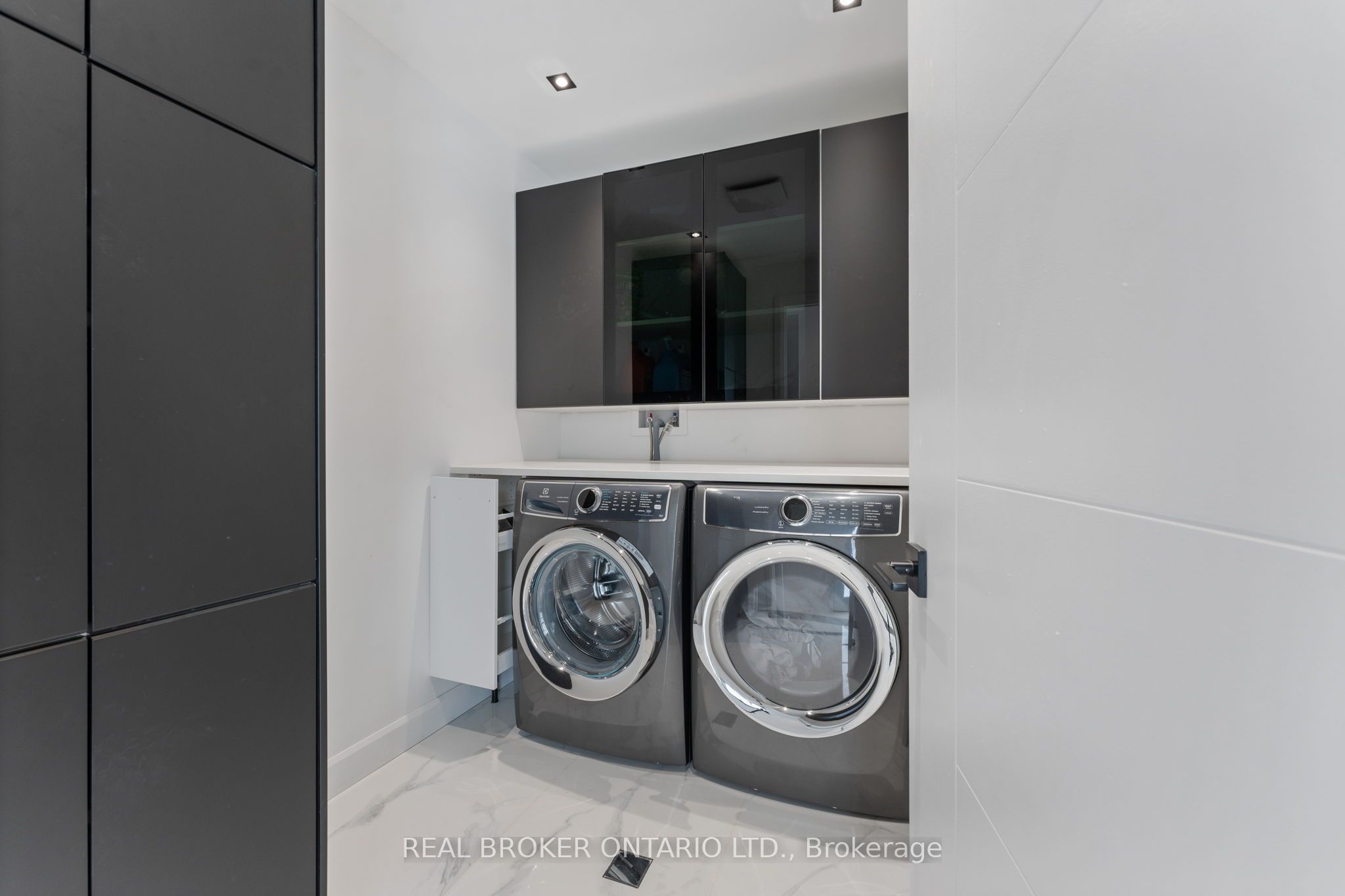 6 Campbell Farm Road Property Photo 32