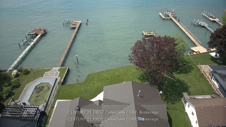 3875 St Clair Pkwy Property Photo 10