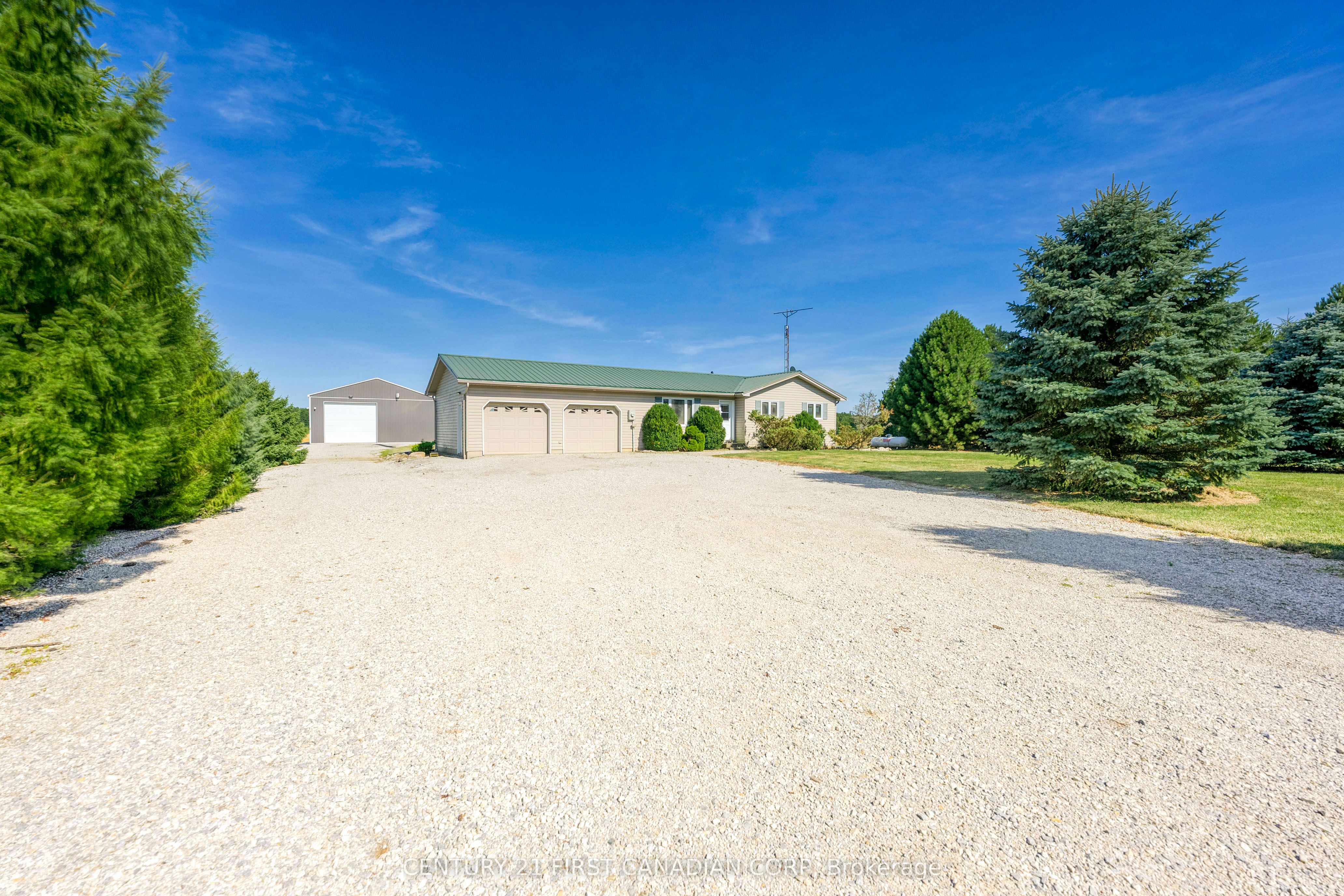 726 Gould Road Property Photo 3