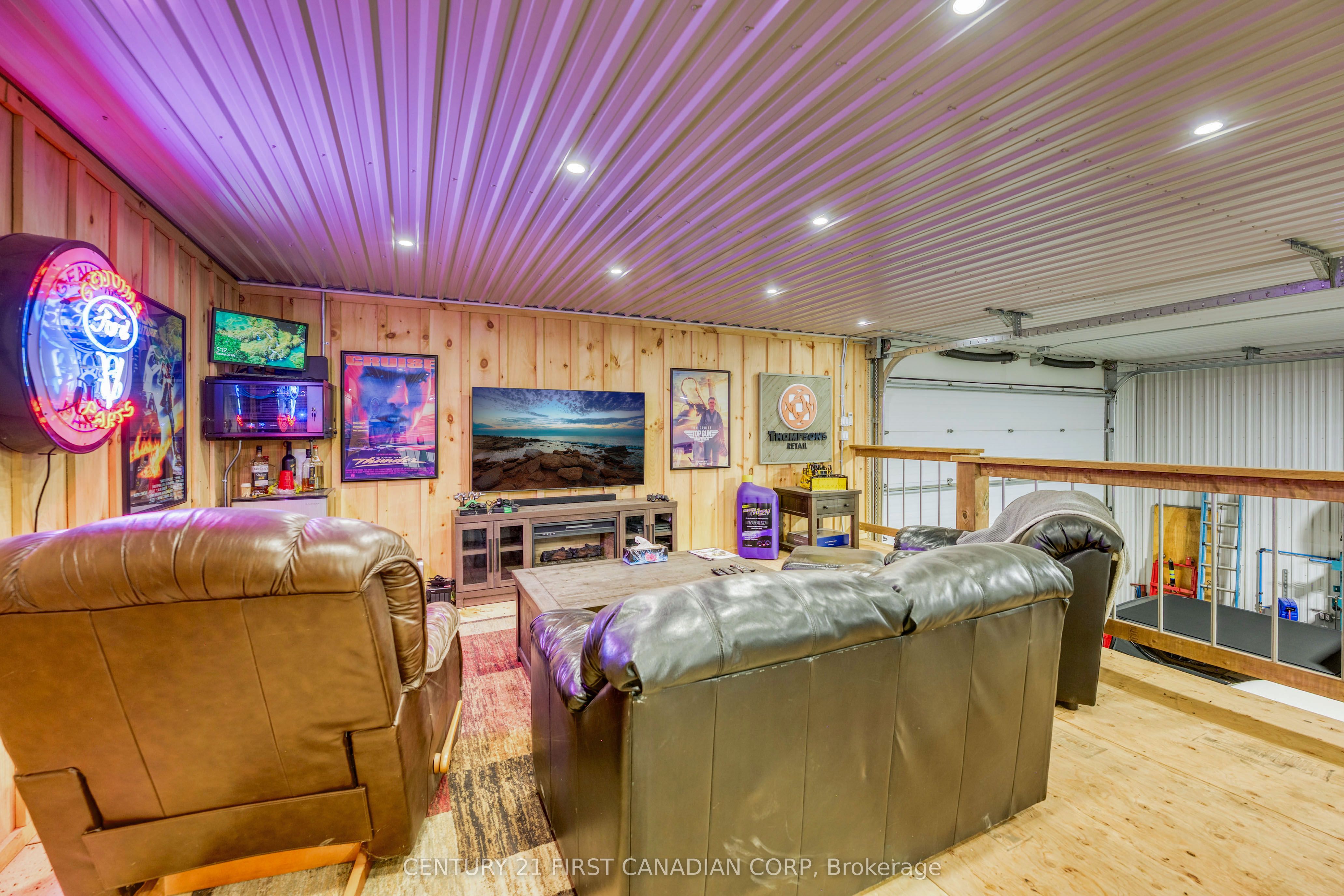 726 Gould Road Property Photo 14