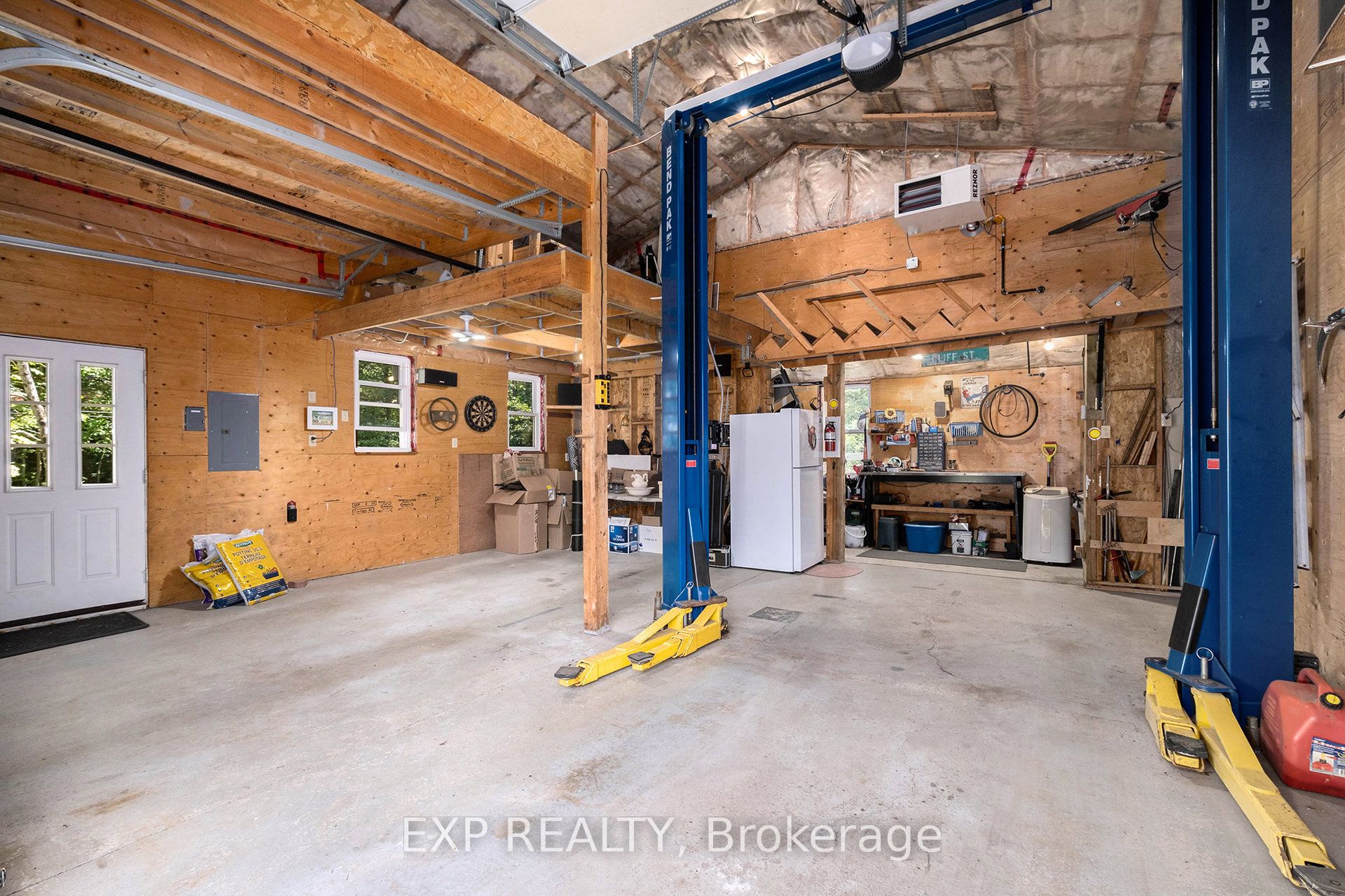 277 Allbirch Road Property Photo 4