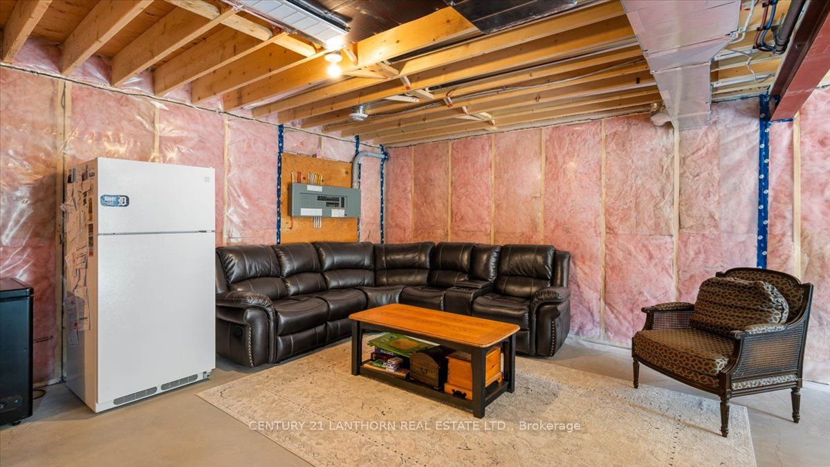 101 Thompson Road Property Photo 26