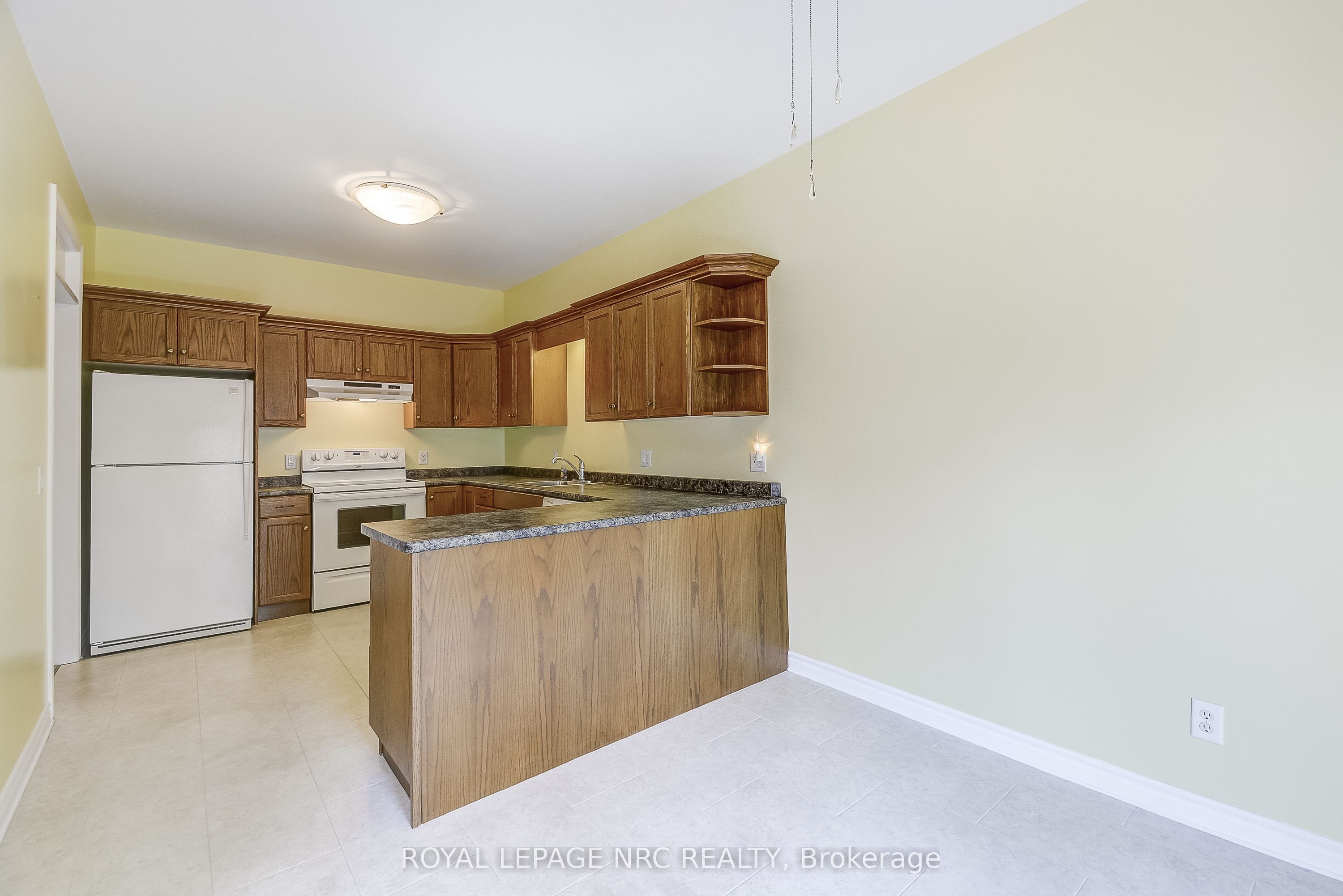 92 Loretta Drive 12 Property Photo 12