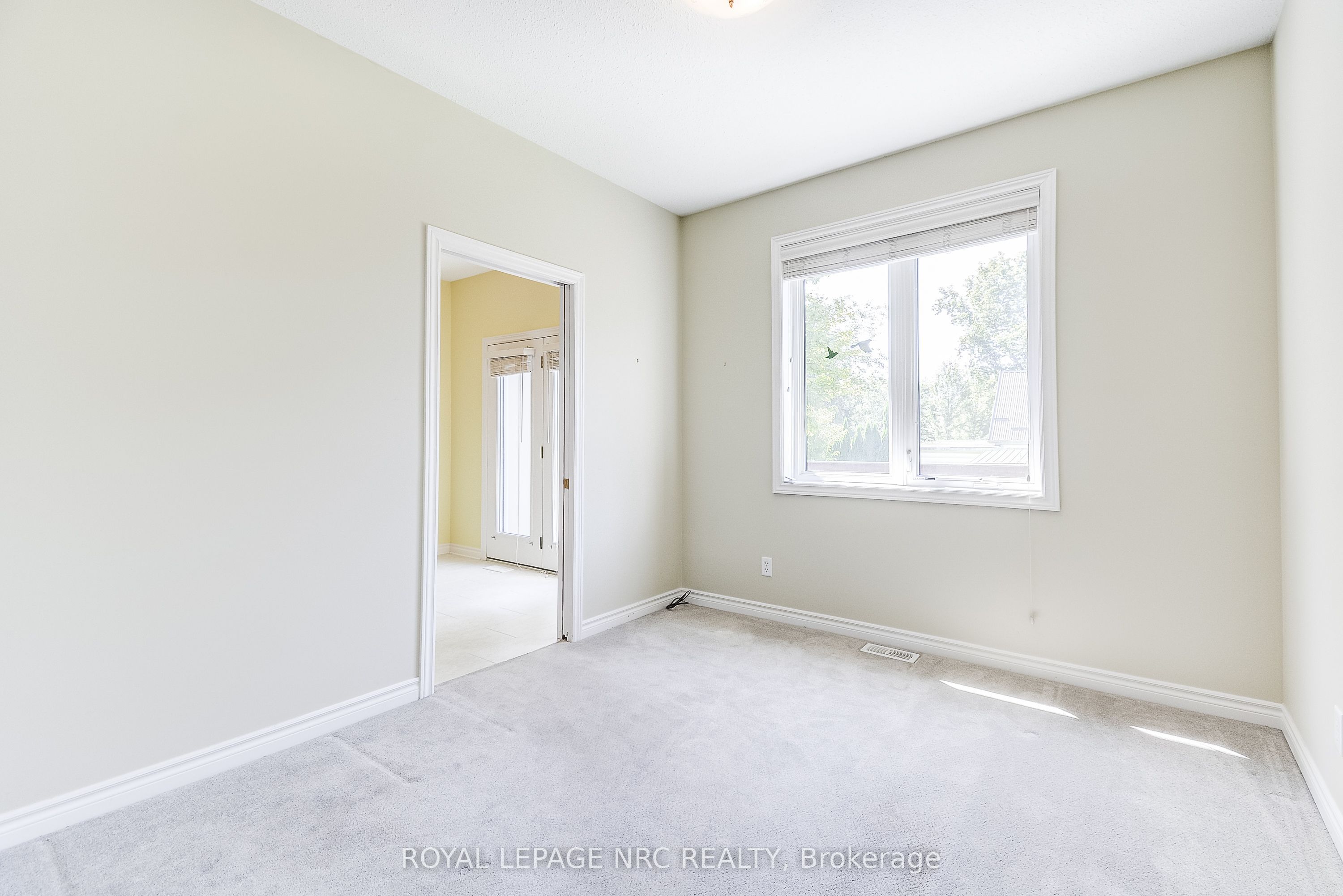 92 Loretta Drive 12 Property Photo 14