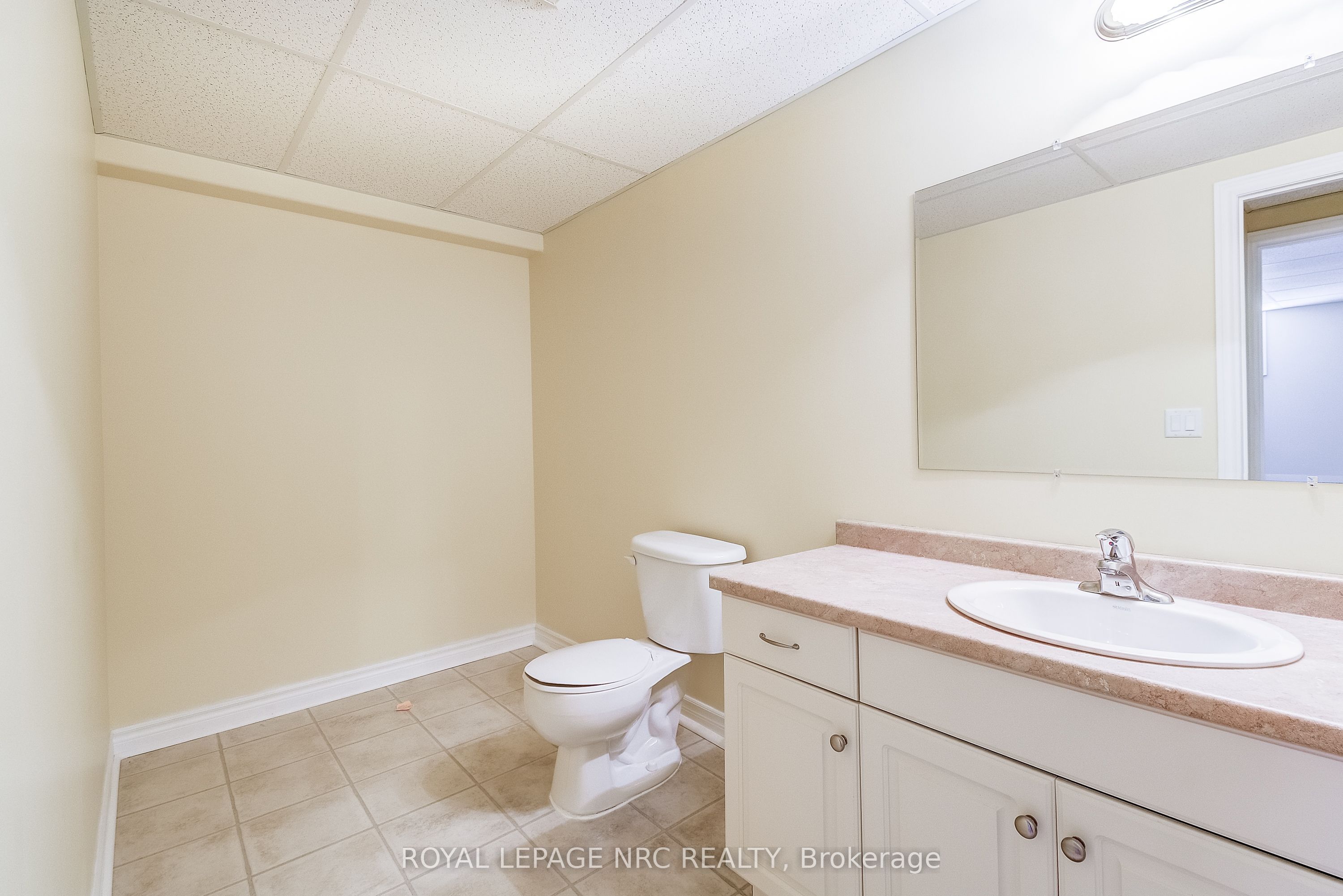 92 Loretta Drive 12 Property Photo 28