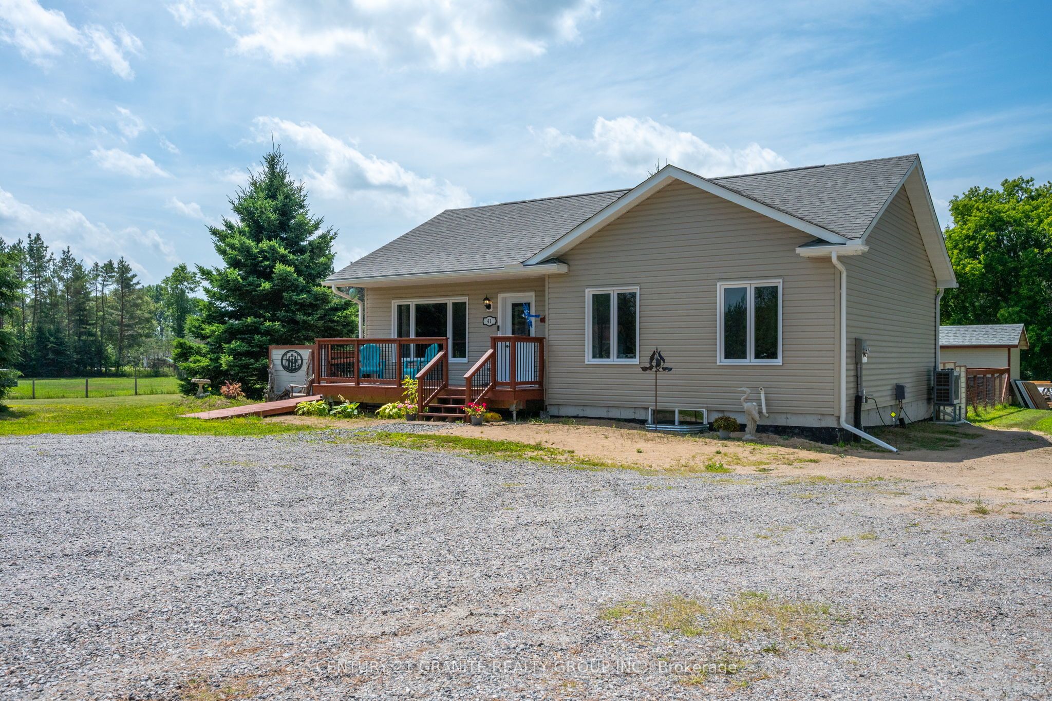 41 Maxwell Settlement Road Property Photo 1