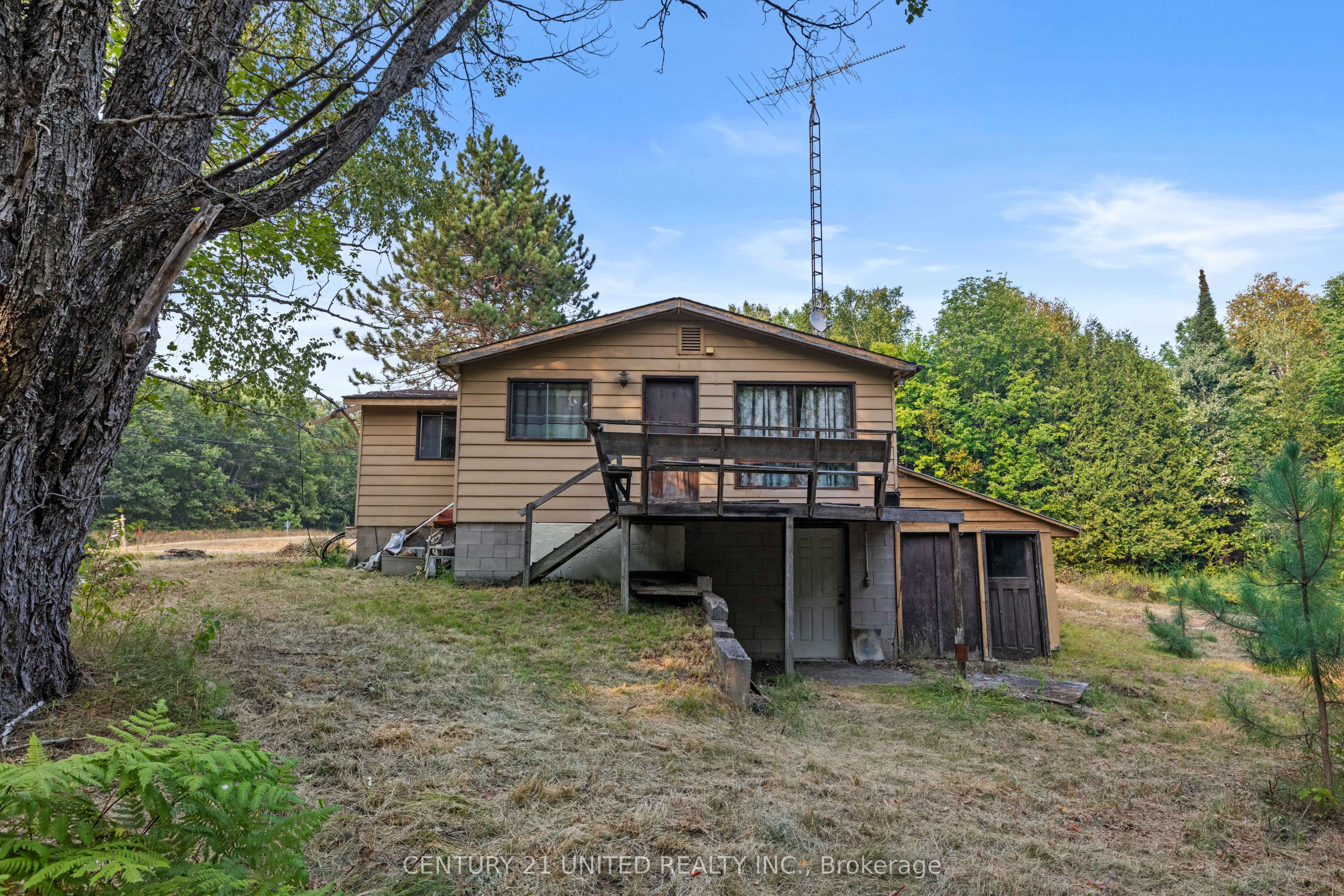 2039 County Road 620 Property Photo 15