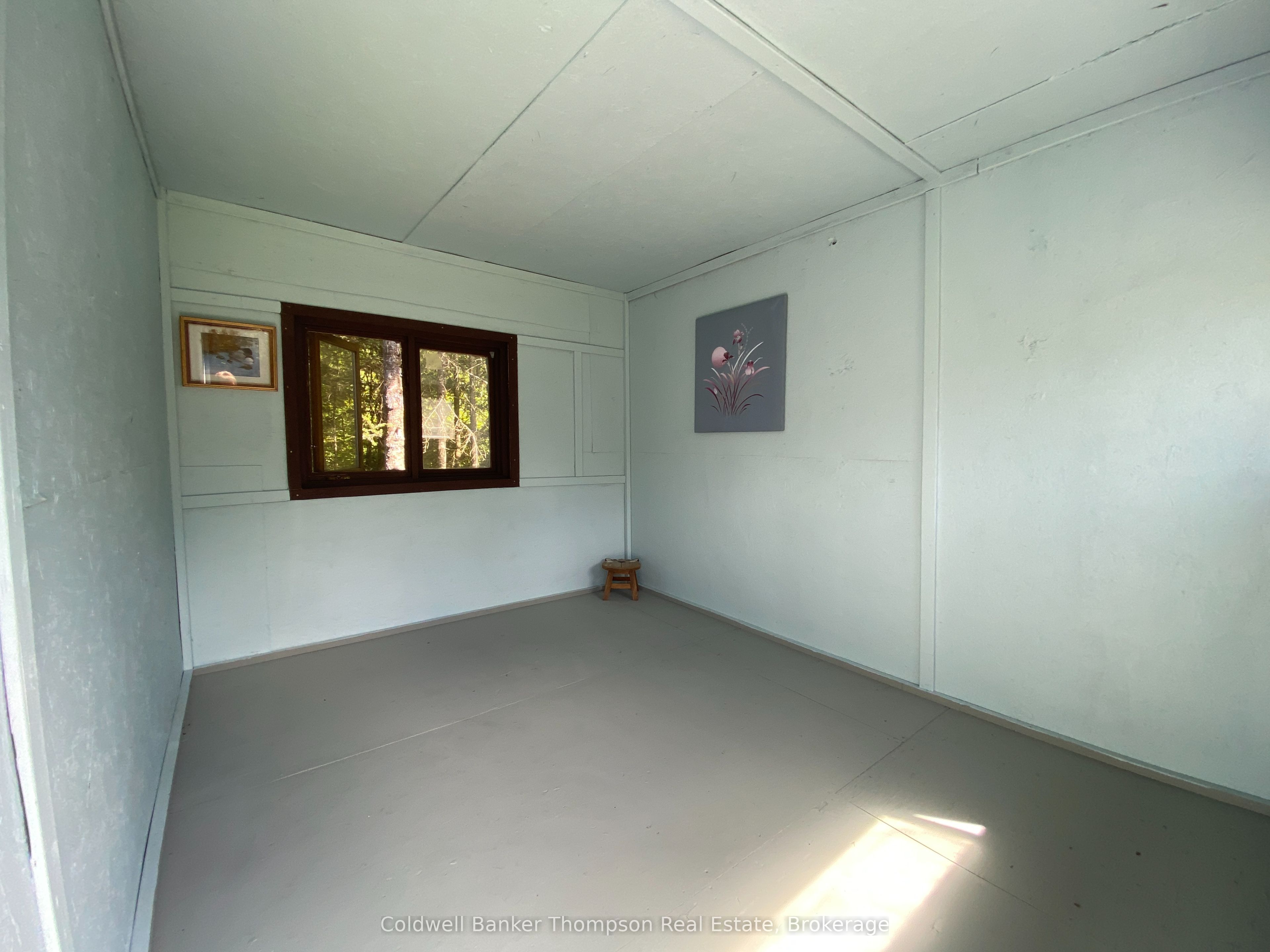 127 Chrest Drive Property Photo 6