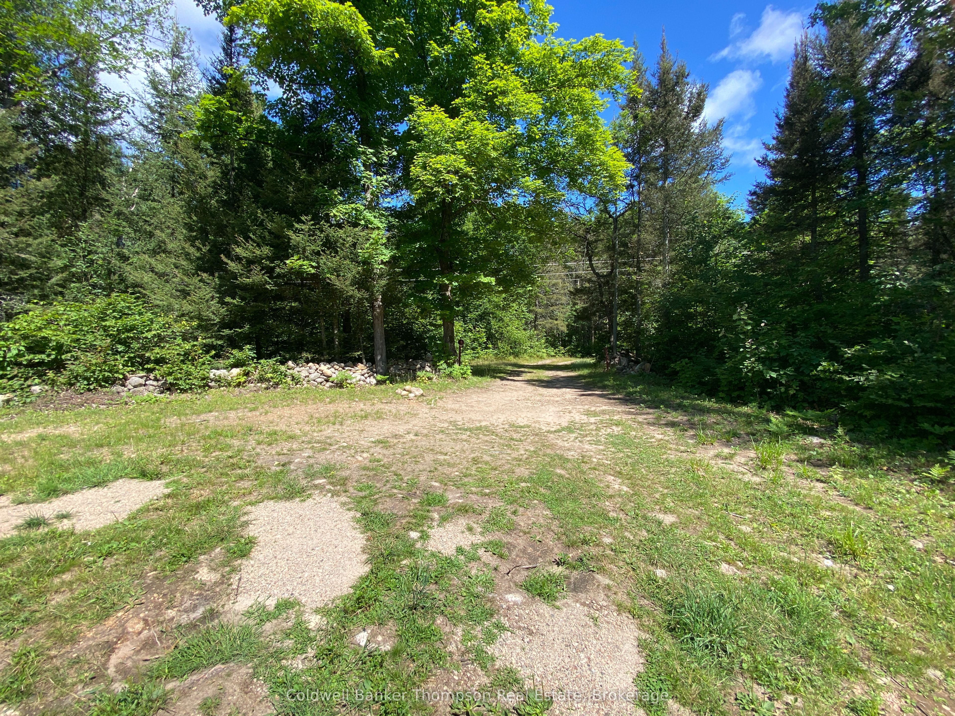 127 Chrest Drive Property Photo 18