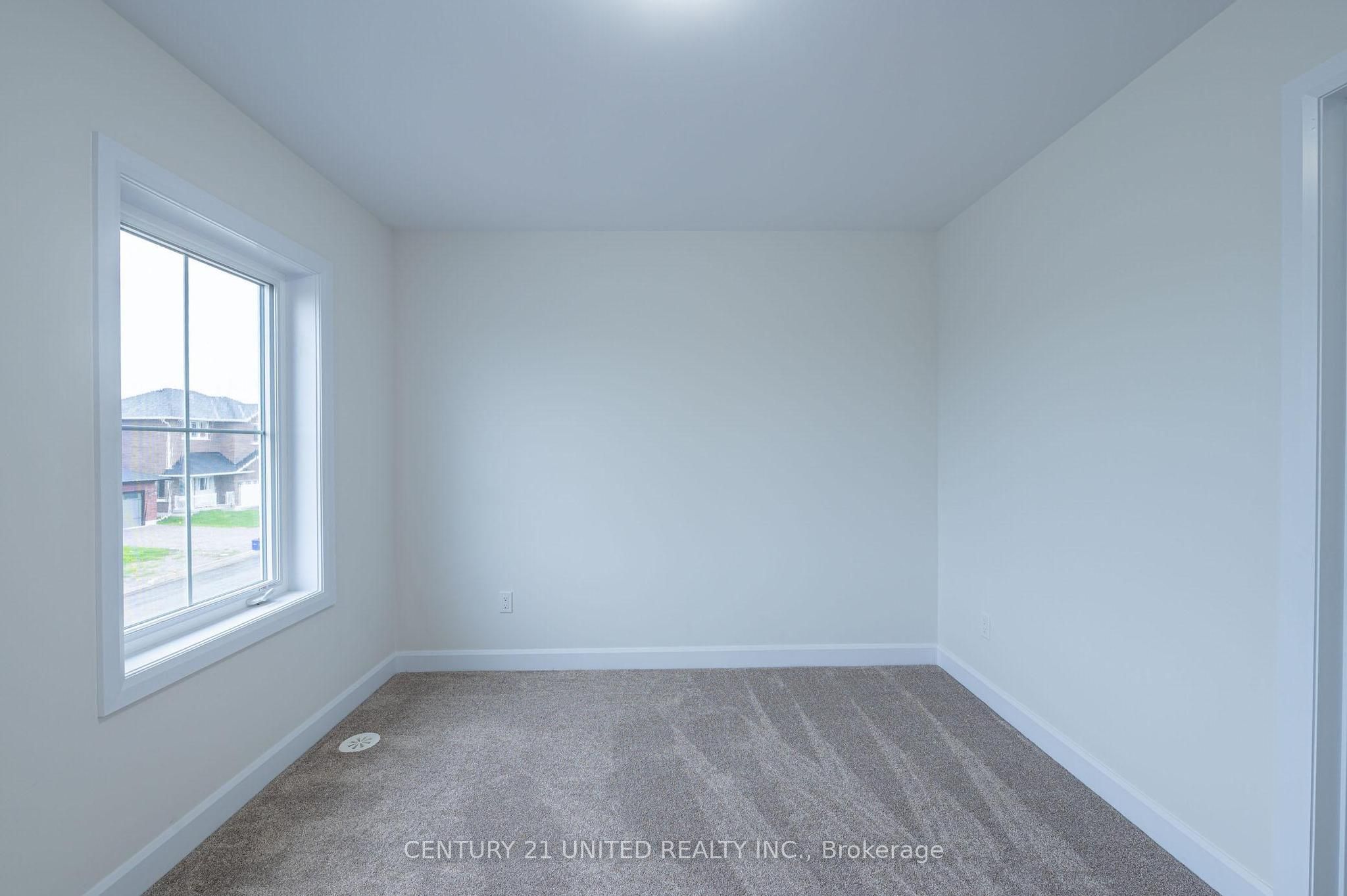 311 Mullighan Gardens Property Photo 14