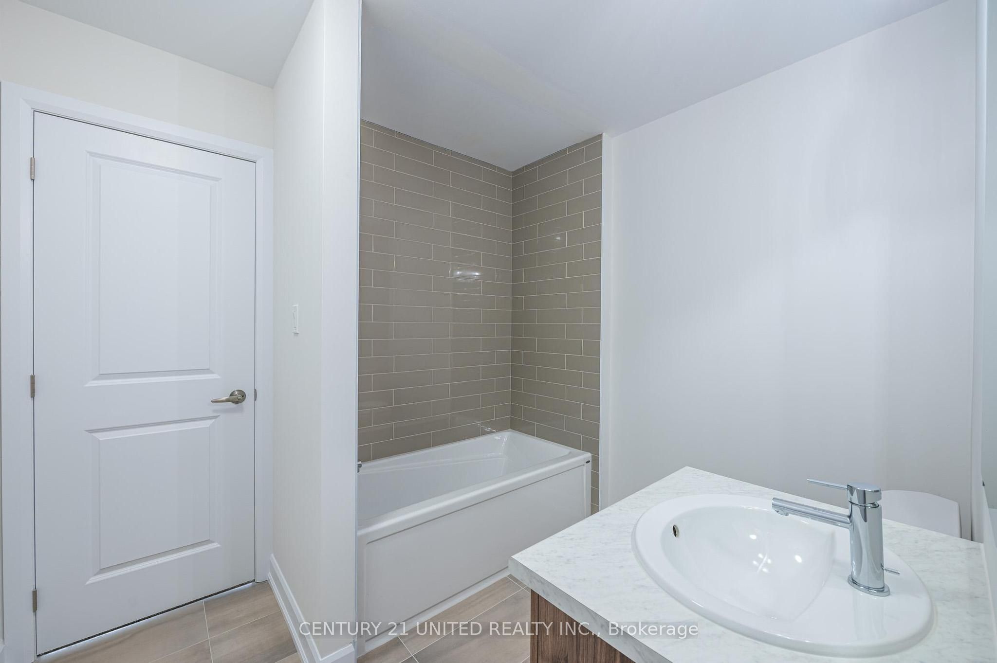 311 Mullighan Gardens Property Photo 33