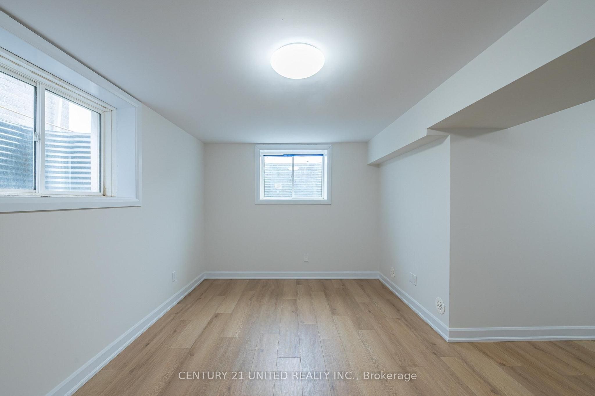 311 Mullighan Gardens Property Photo 34