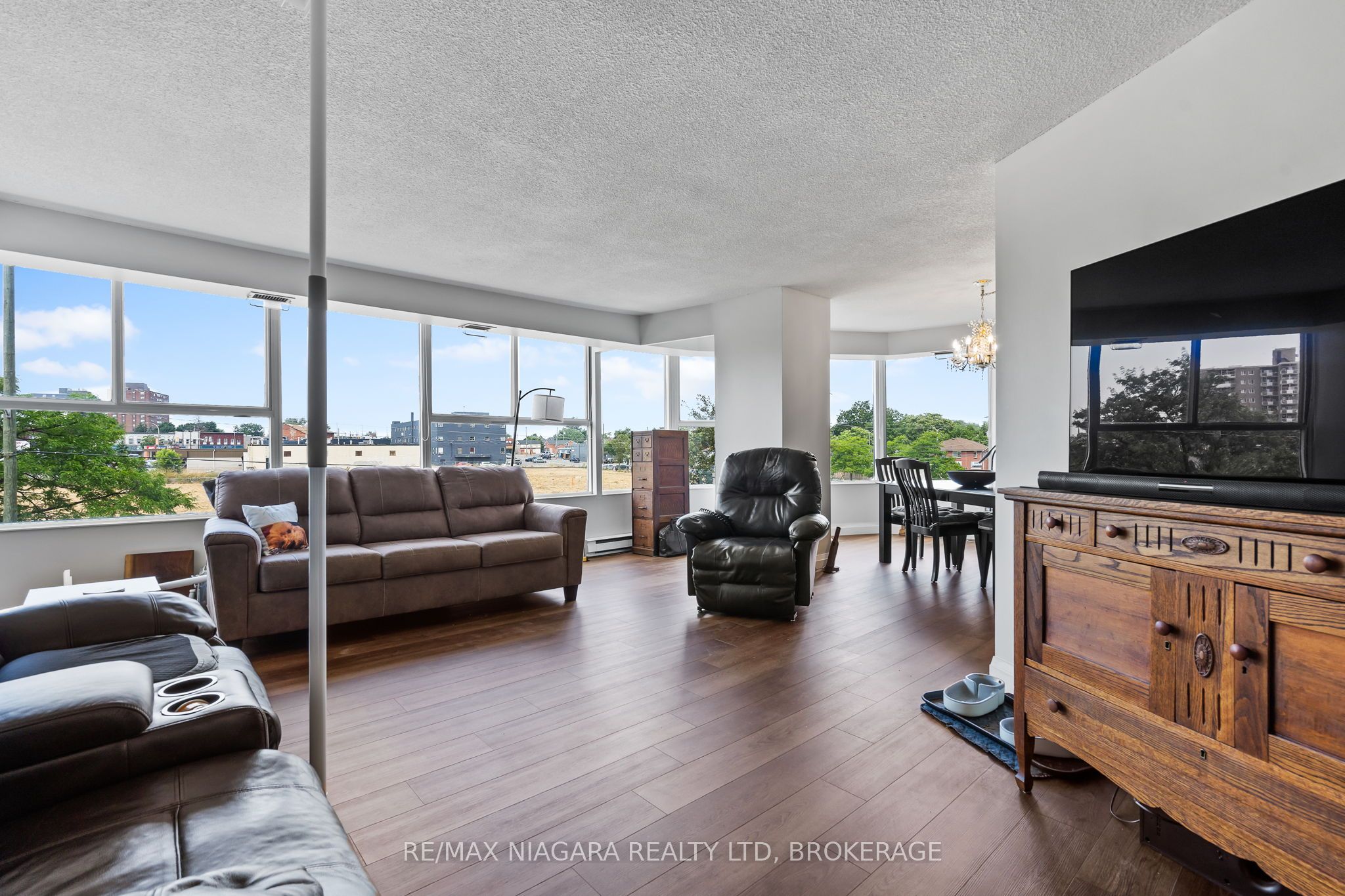 7 Gale Crescent 201 Property Photo 1