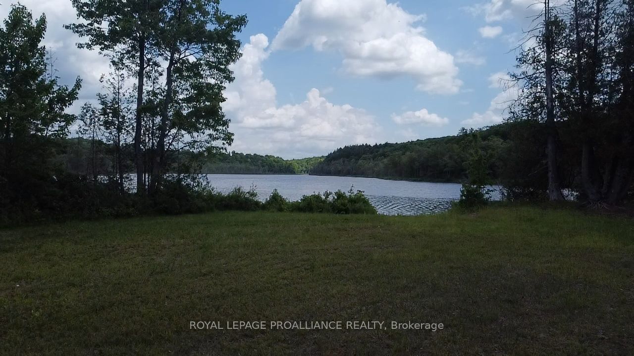 1051 Waterworth Ln Property Photo 8