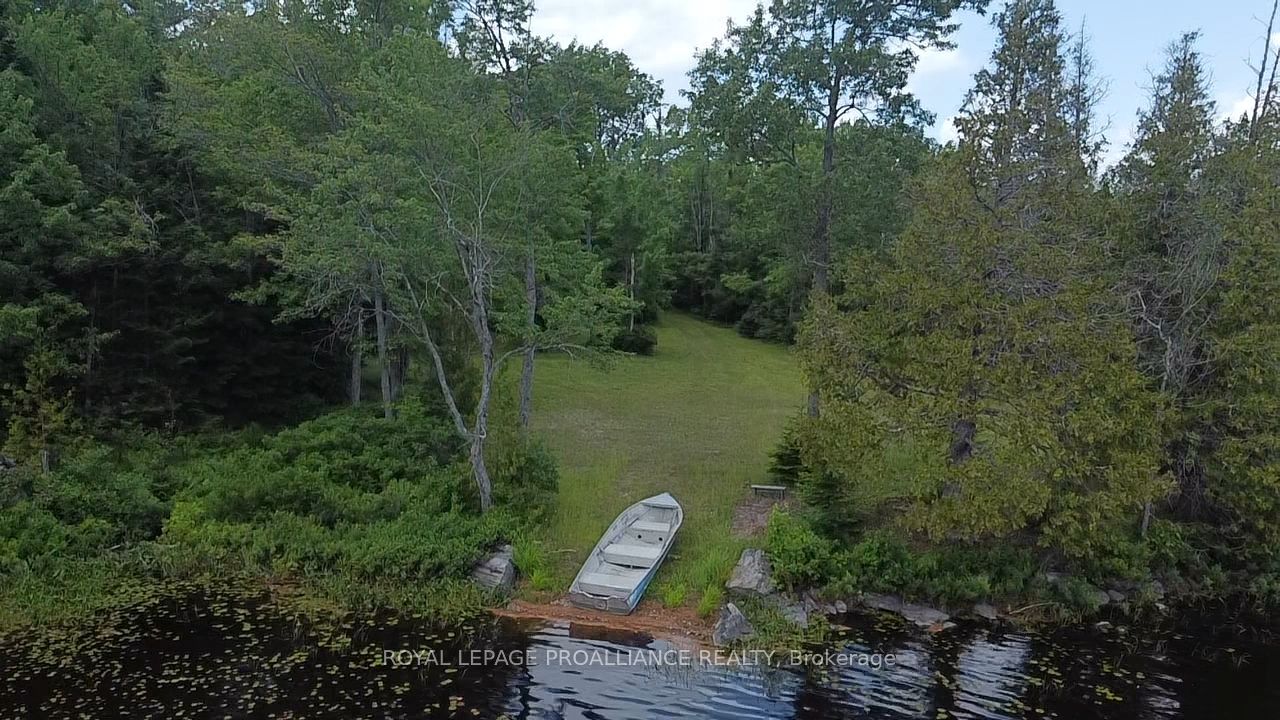 1051 Waterworth Ln Property Photo 10