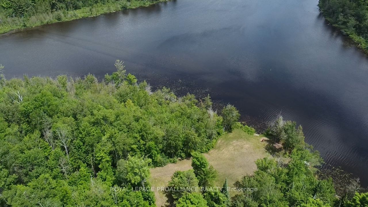 1051 Waterworth Ln Property Photo 14