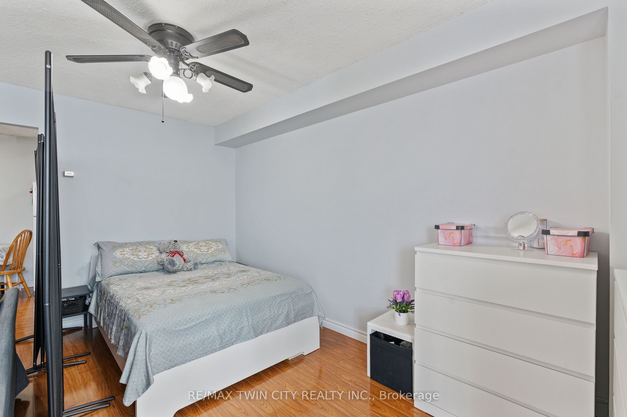 225 Harvard Place Avenue E 611 Property Photo 18