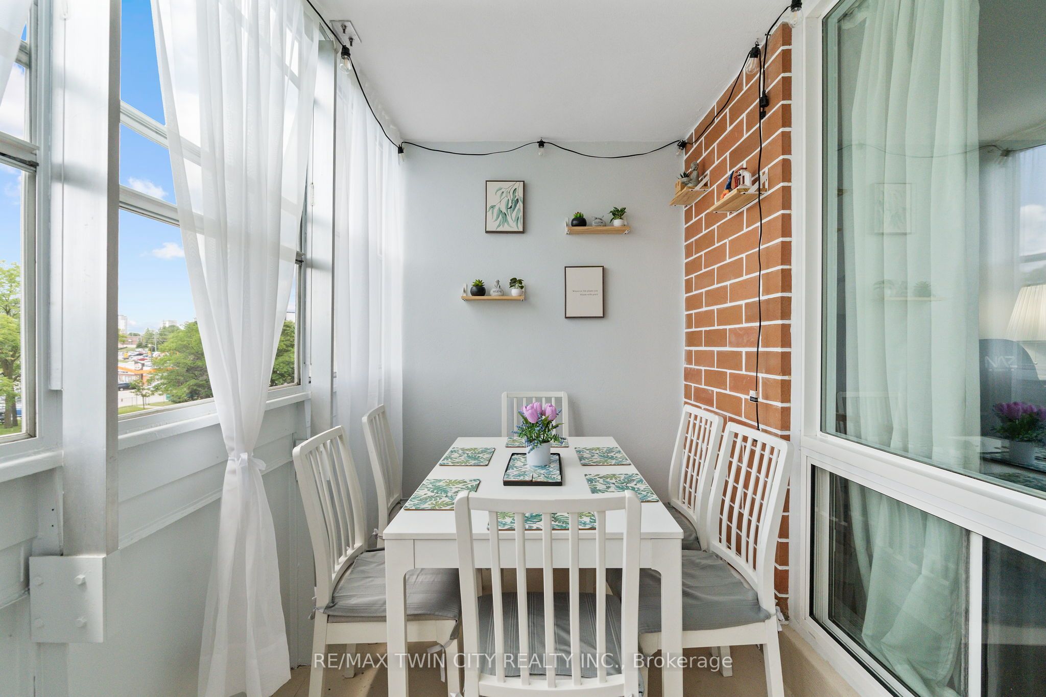 225 Harvard Place Avenue E 611 Property Photo 21