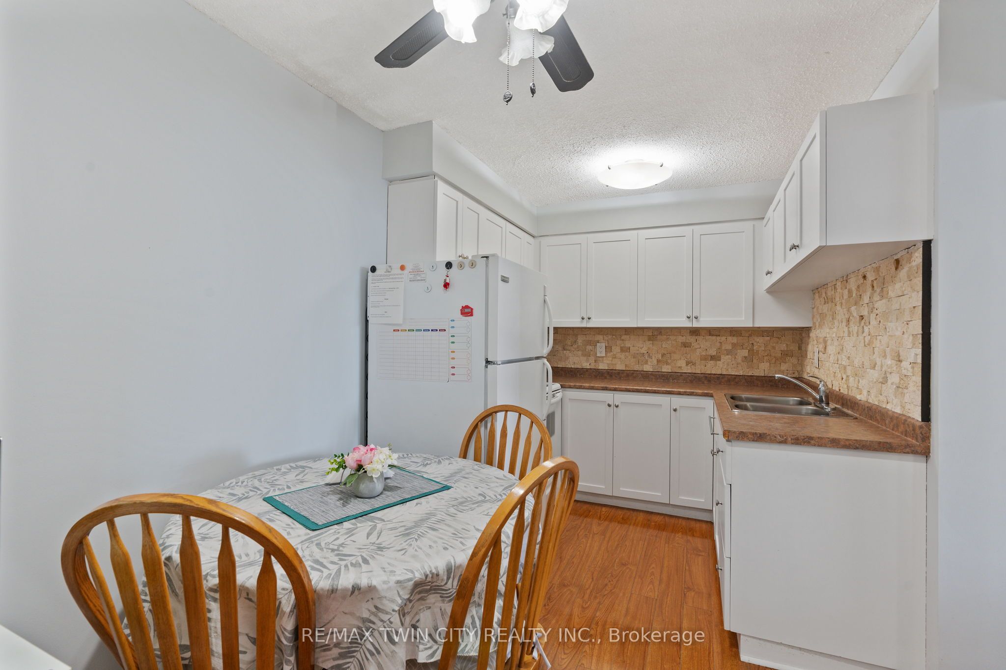 225 Harvard Place Avenue E 611 Property Photo 26