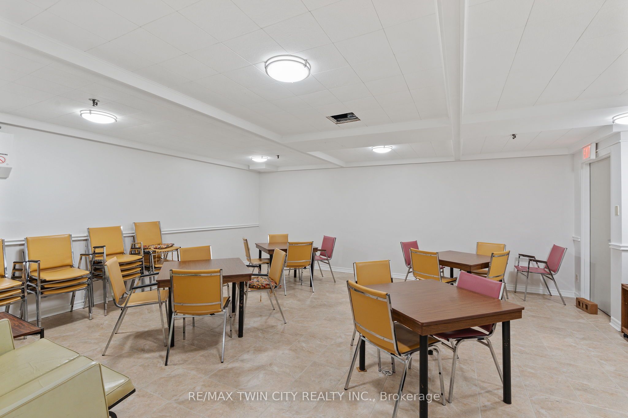 225 Harvard Place Avenue E 611 Property Photo 42