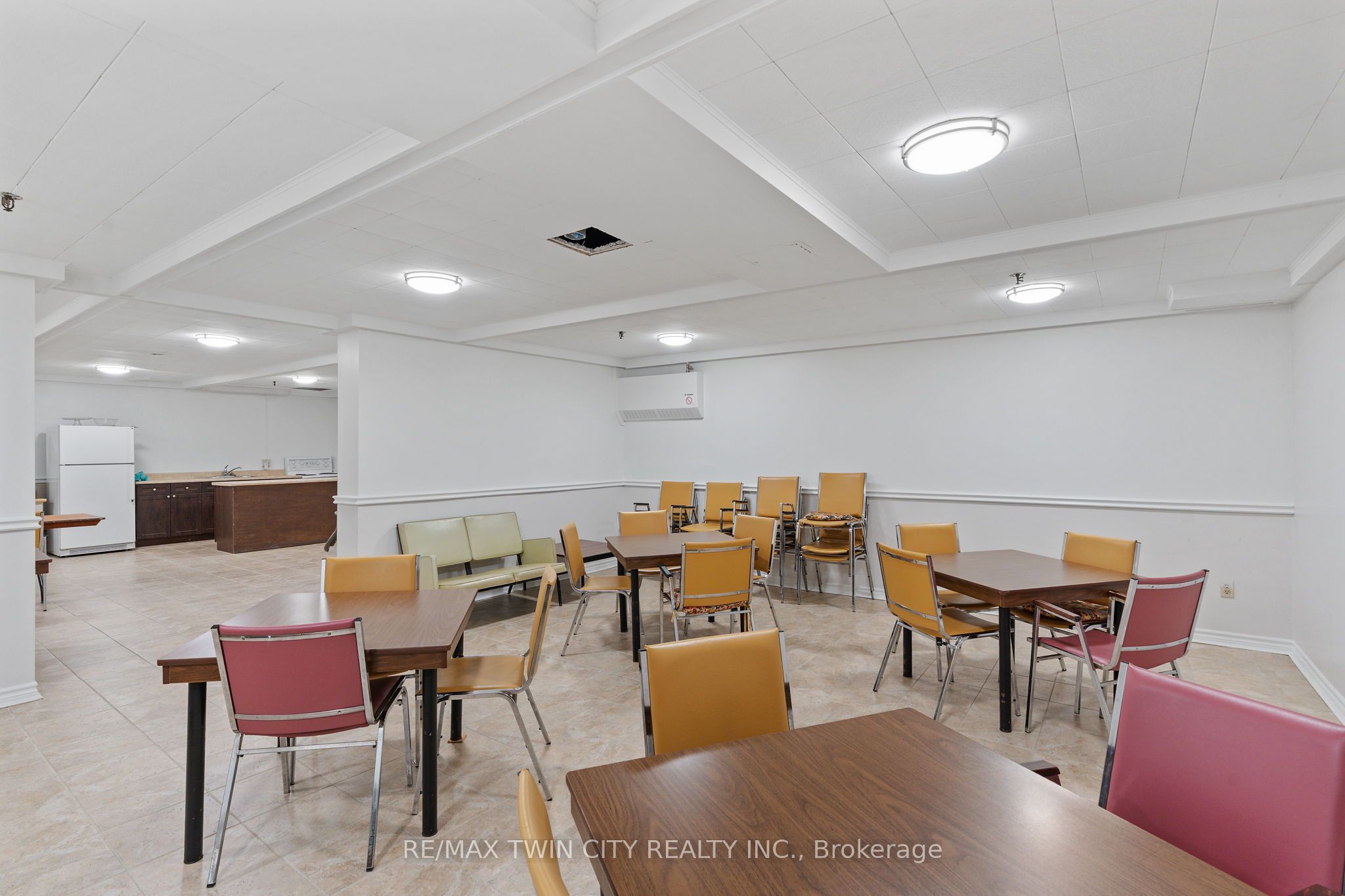 225 Harvard Place Avenue E 611 Property Photo 43