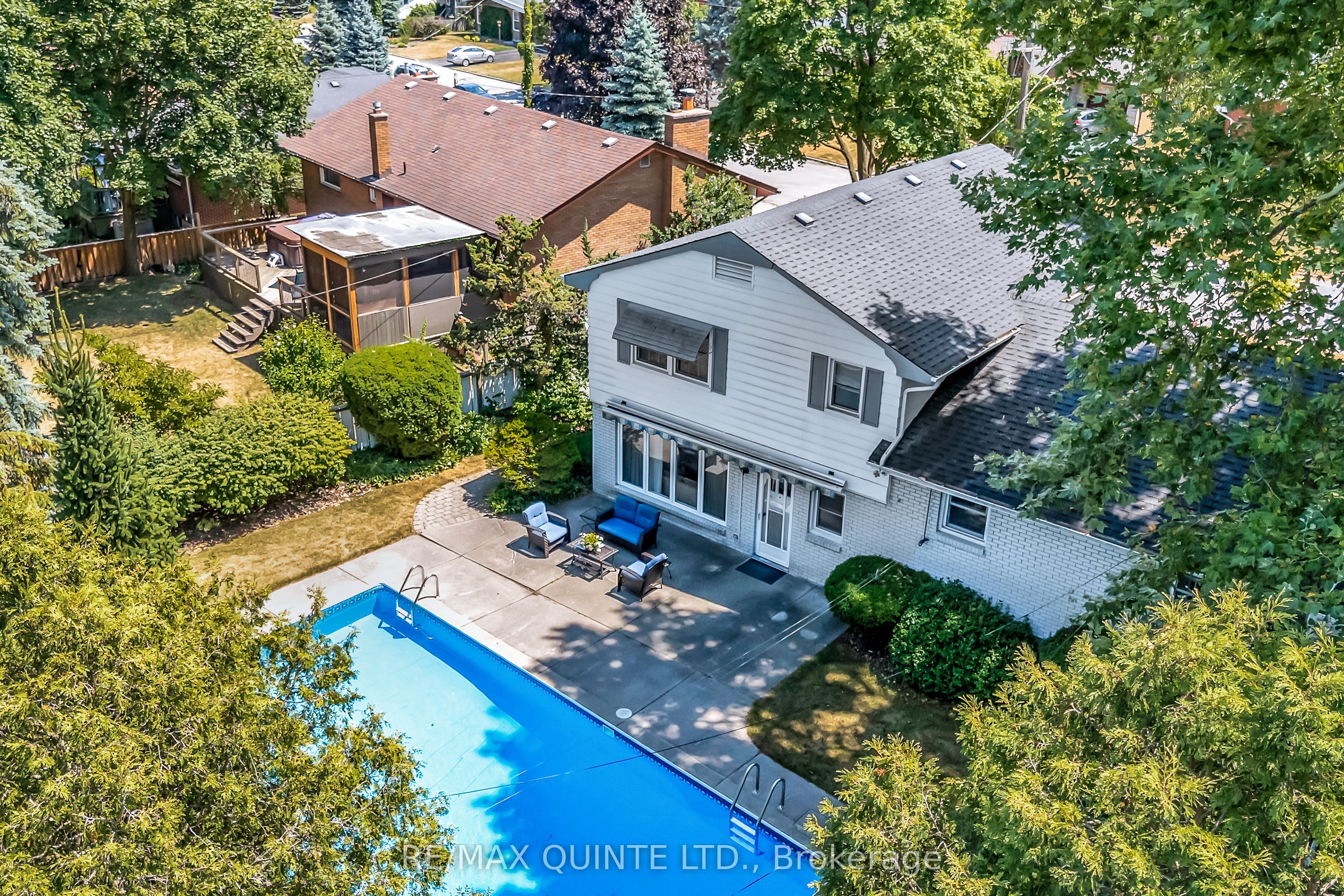 26 Rosewood Avenue Property Photo 1