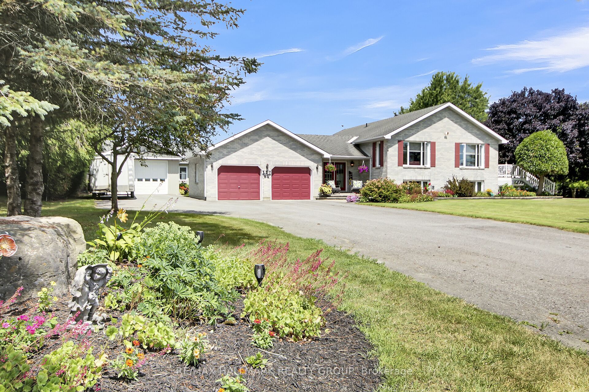 1721 Carsonby Road E Property Photo 1
