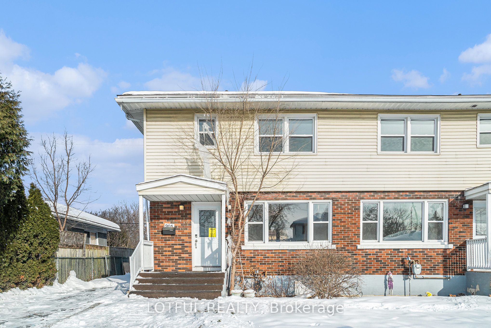 905 Smyth Road B