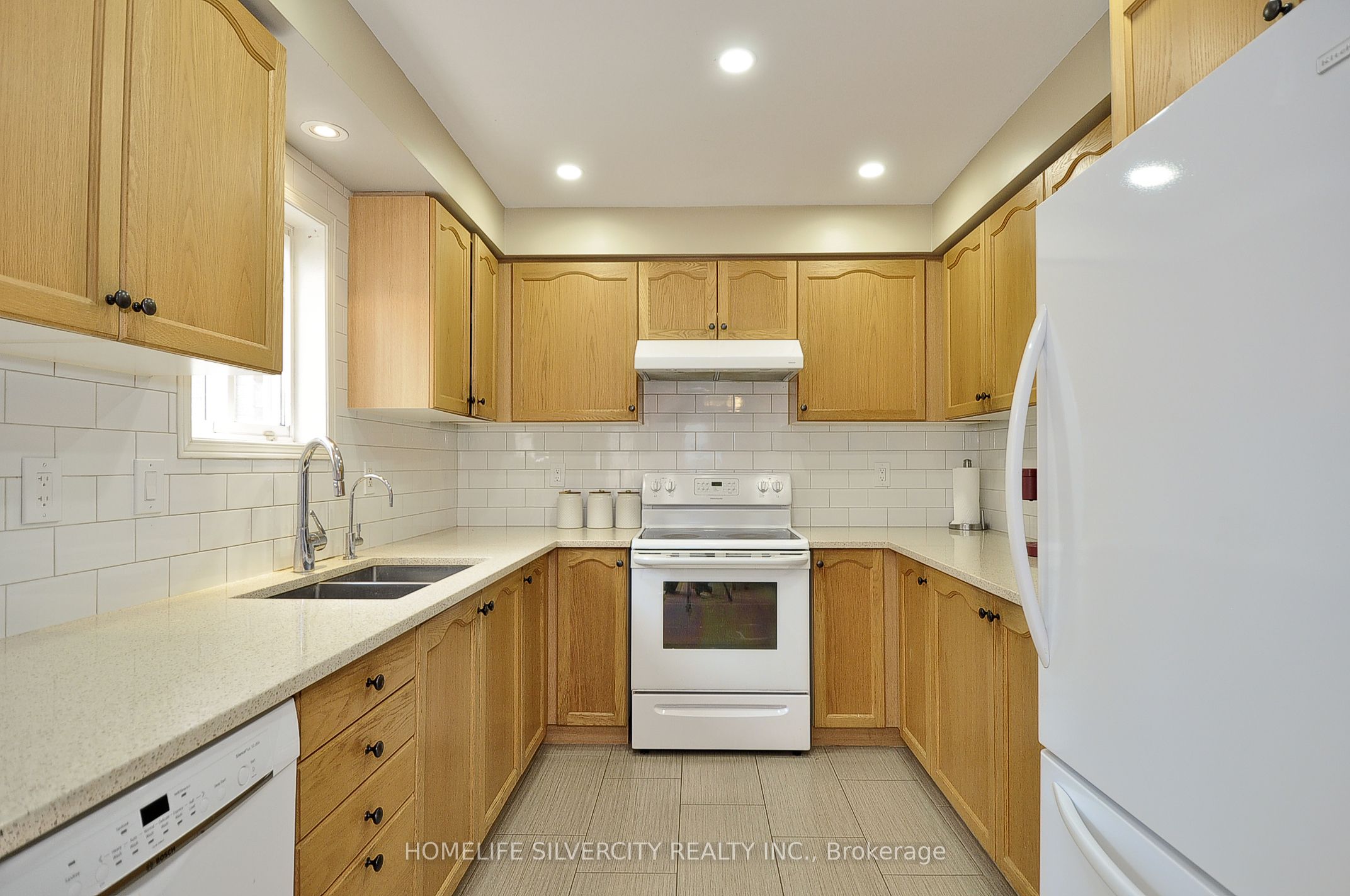 115 Flockhart Road Property Photo 12