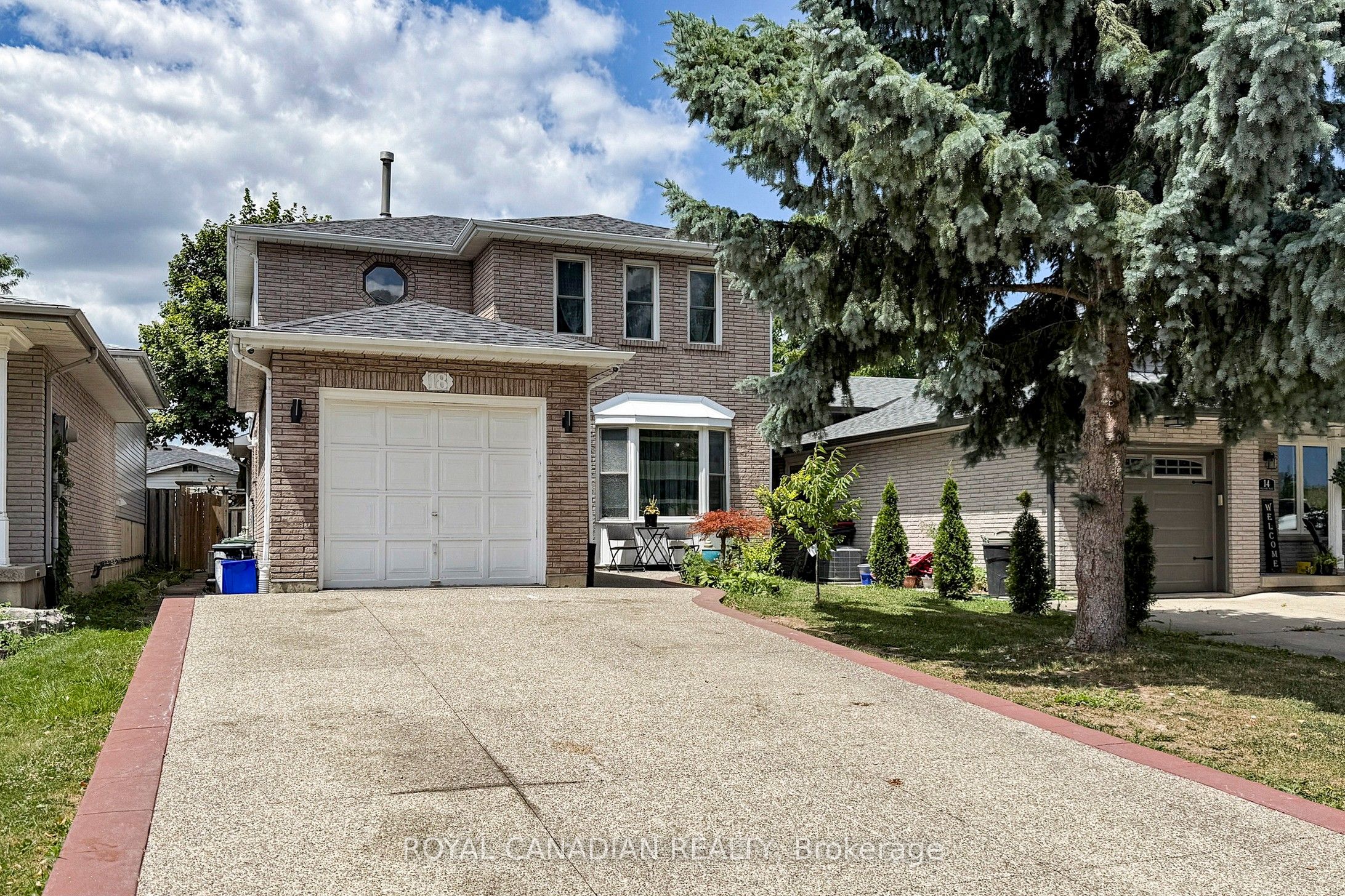 18 Millpond Place Property Photo 2