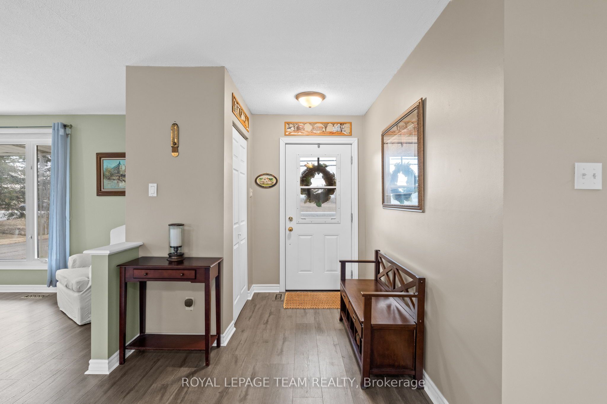 6481 Rideau Valley Drive N Property Photo 5