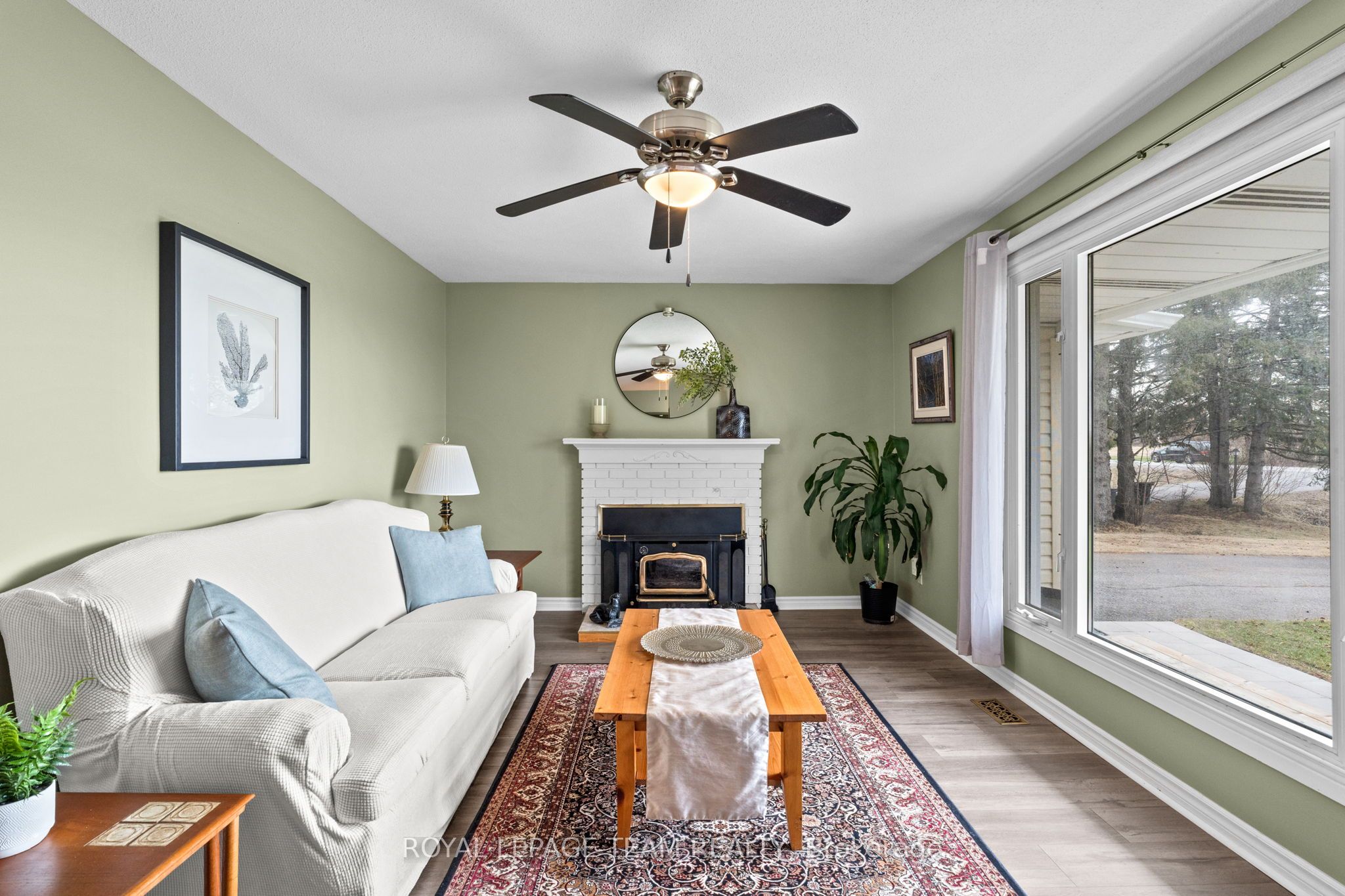 6481 Rideau Valley Drive N Property Photo 9