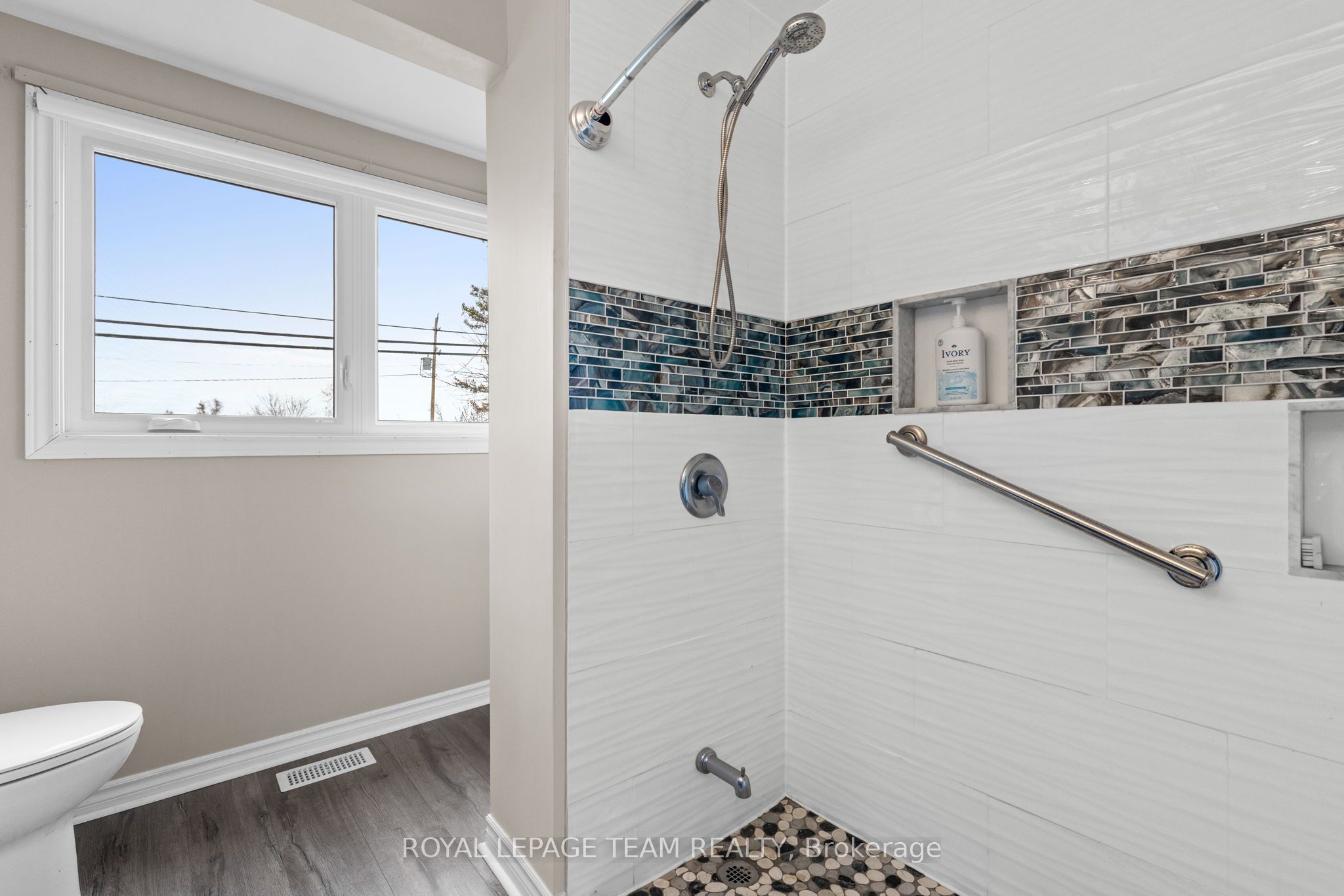 6481 Rideau Valley Drive N Property Photo 22