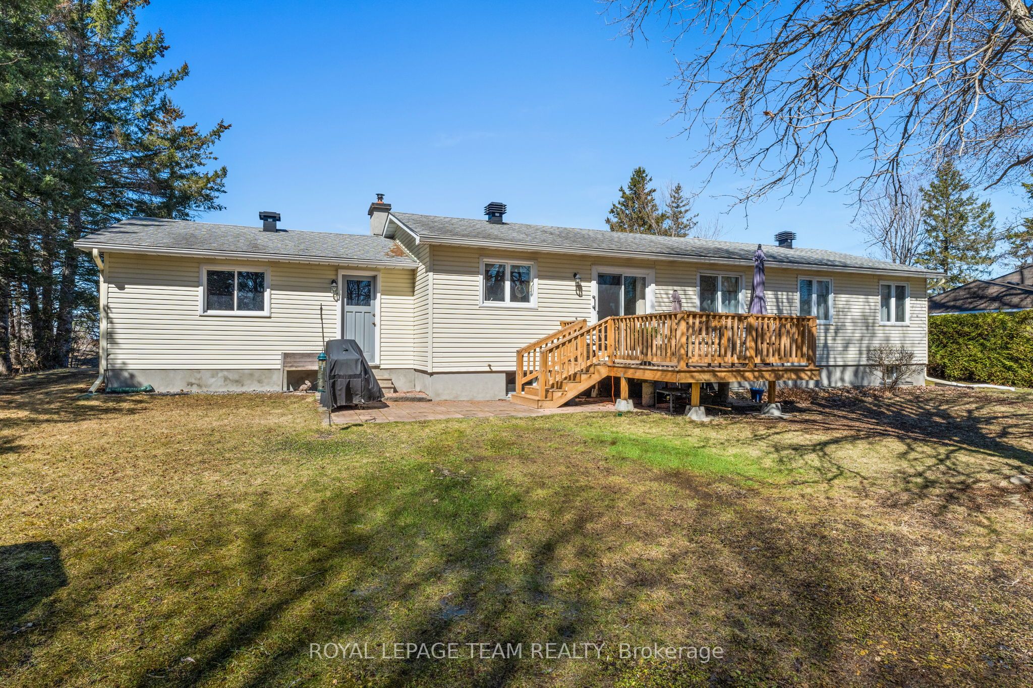 6481 Rideau Valley Drive N Property Photo 33