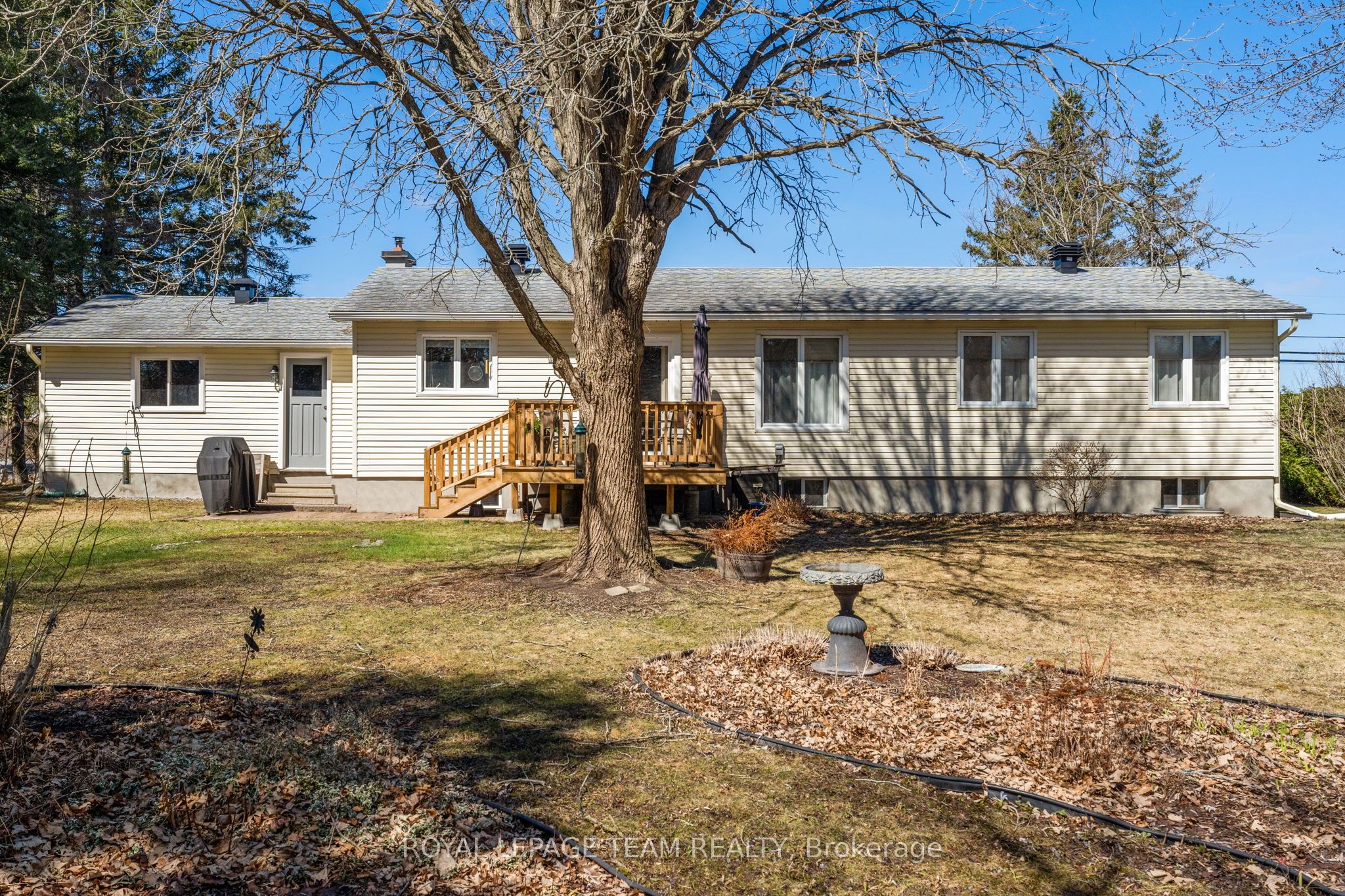 6481 Rideau Valley Drive N Property Photo 34