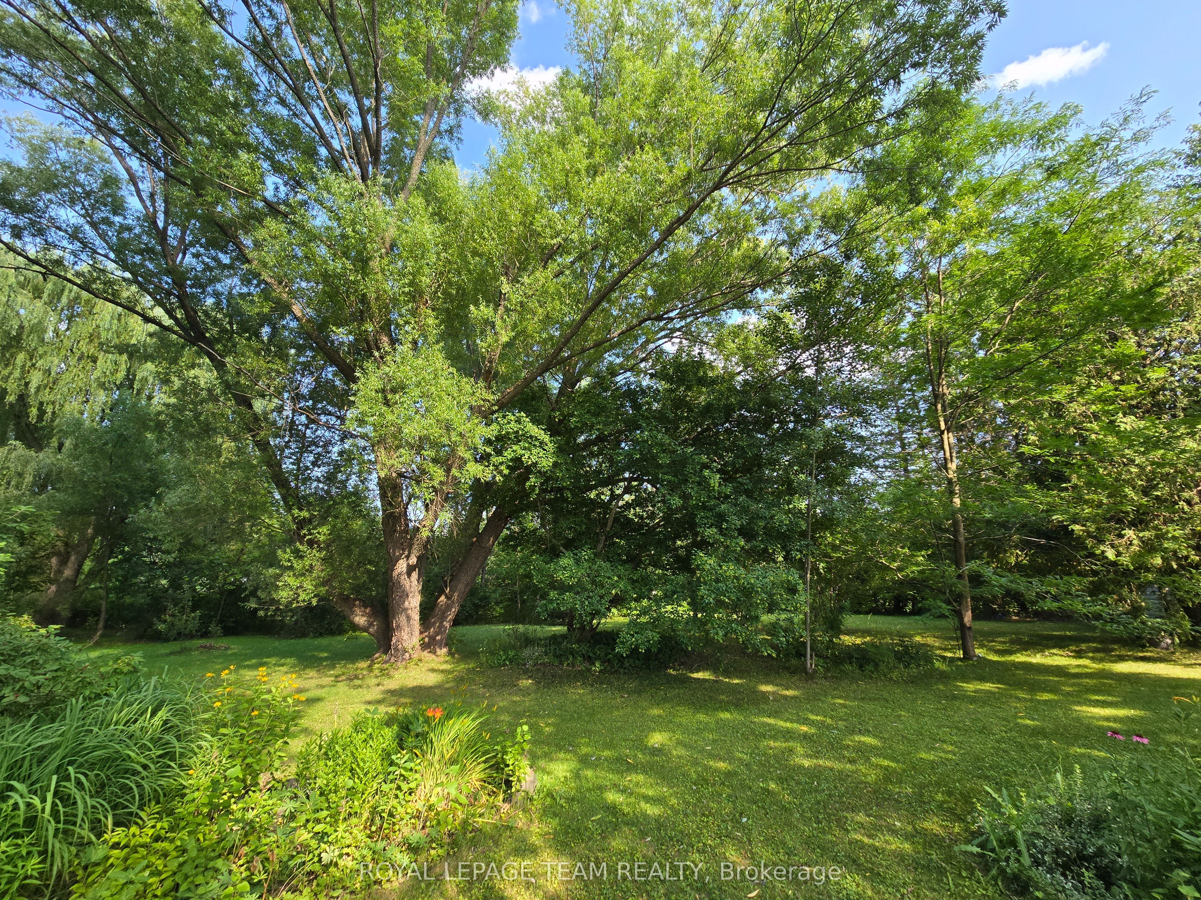 6481 Rideau Valley Drive N Property Photo 38