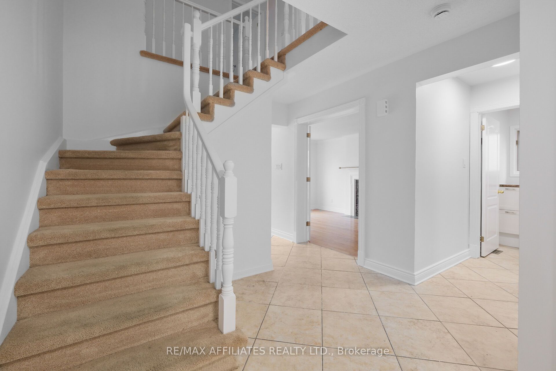 6557 Morningview Street Property Photo 4