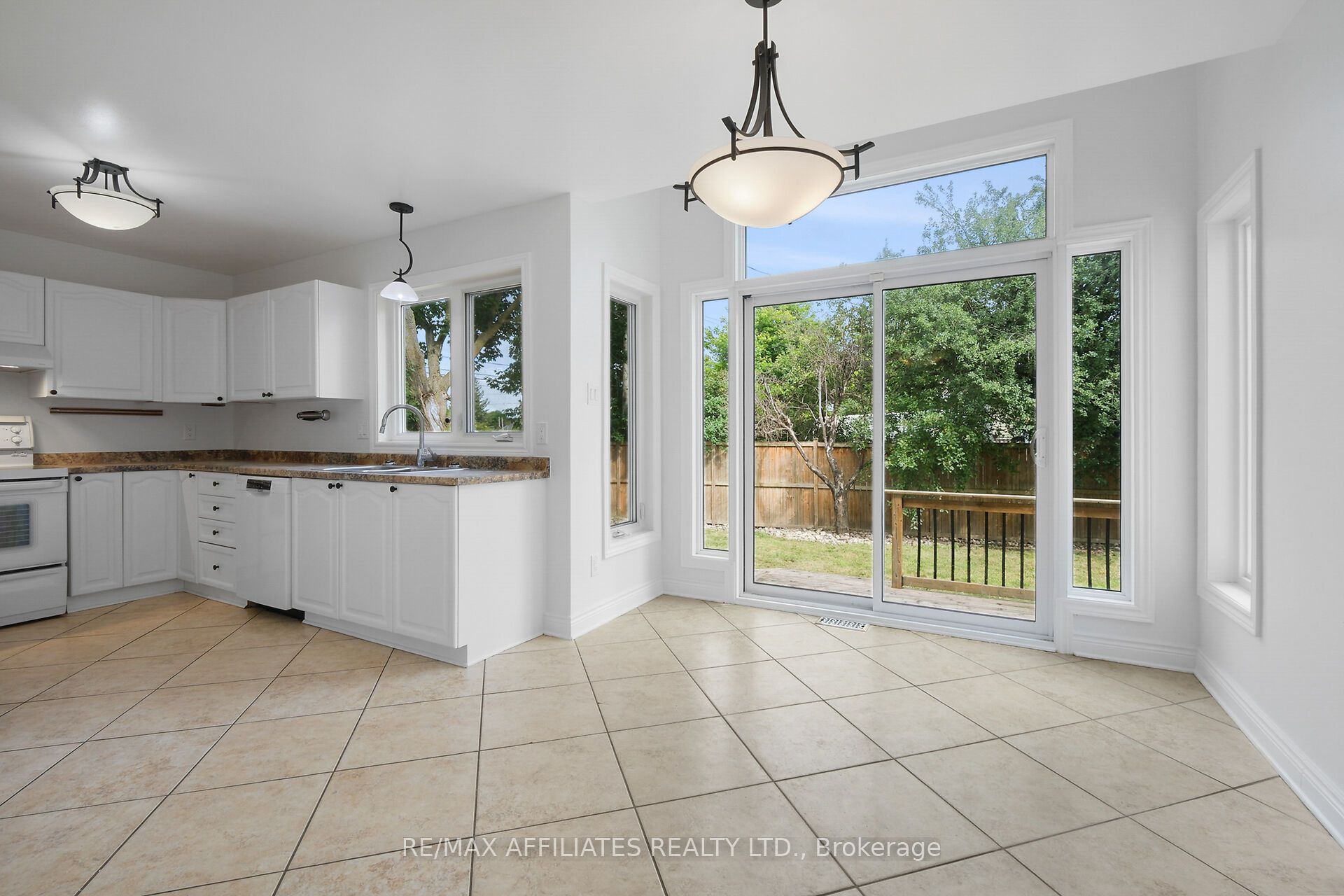 6557 Morningview Street Property Photo 12