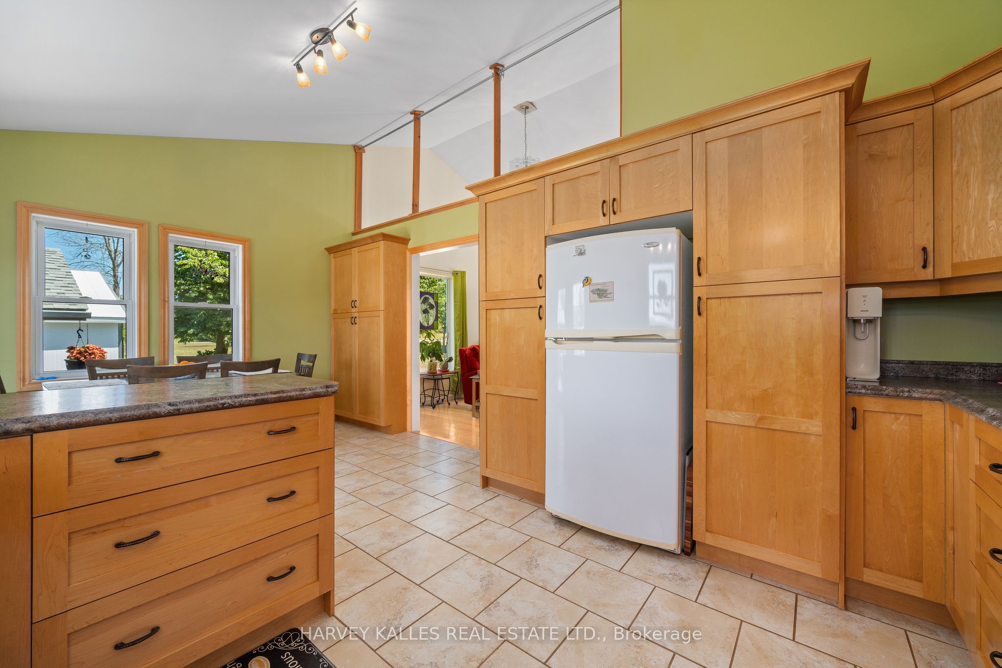 168 Schoolhouse Road Property Photo 13